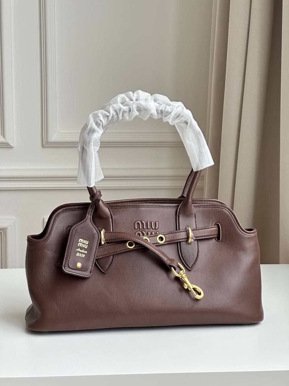 Miu Miu Dark Brown Soft Nappa Leather Aventure Vintage Commute Handheld Tote Bag