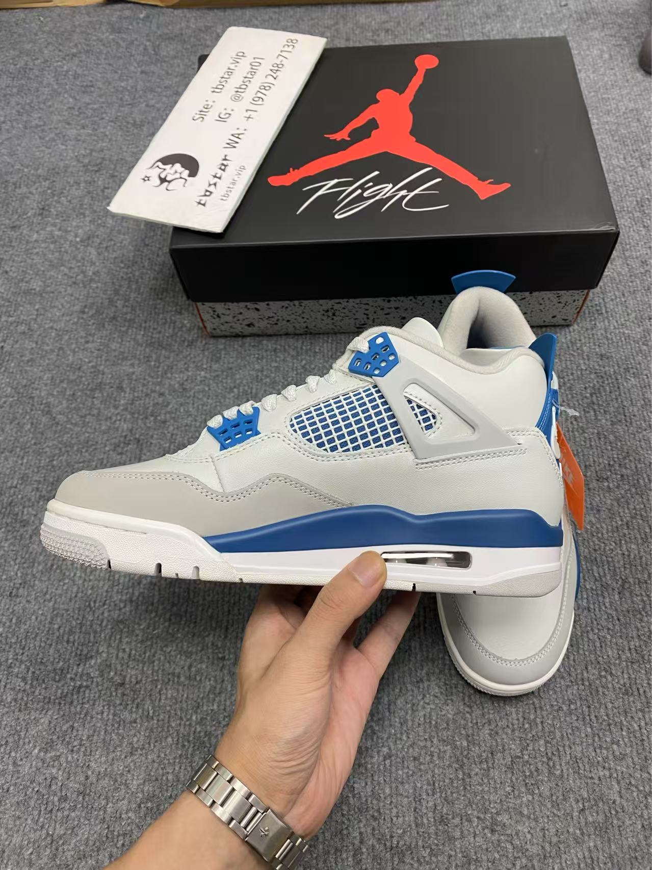 Air Jordan 4 Military Blue