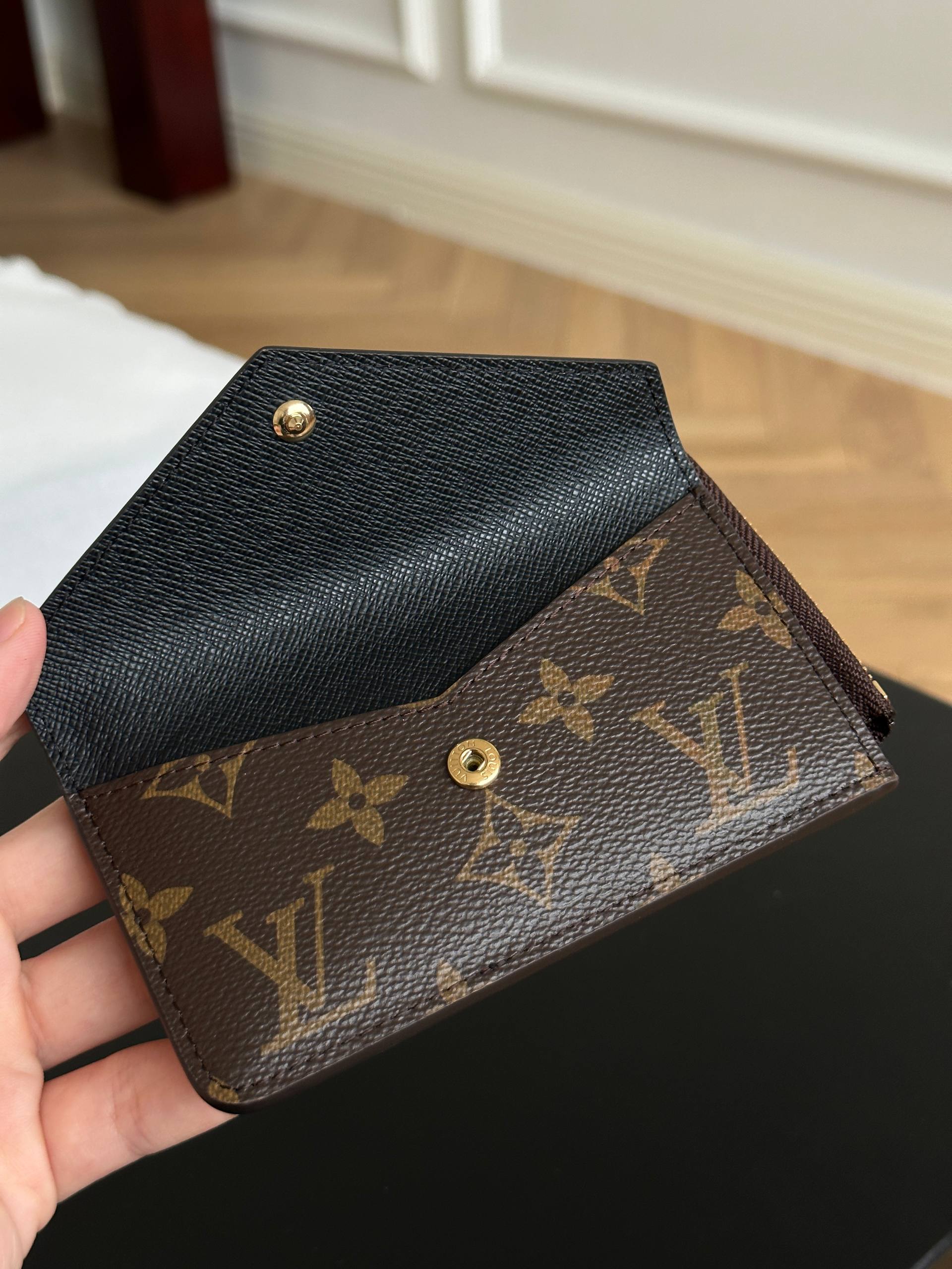 Louis Vuitton Monogram Envelope Zipped Card Coin Wallet