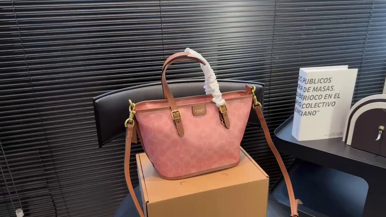 Coach Taxi Tote 21 Pink Tote Bag