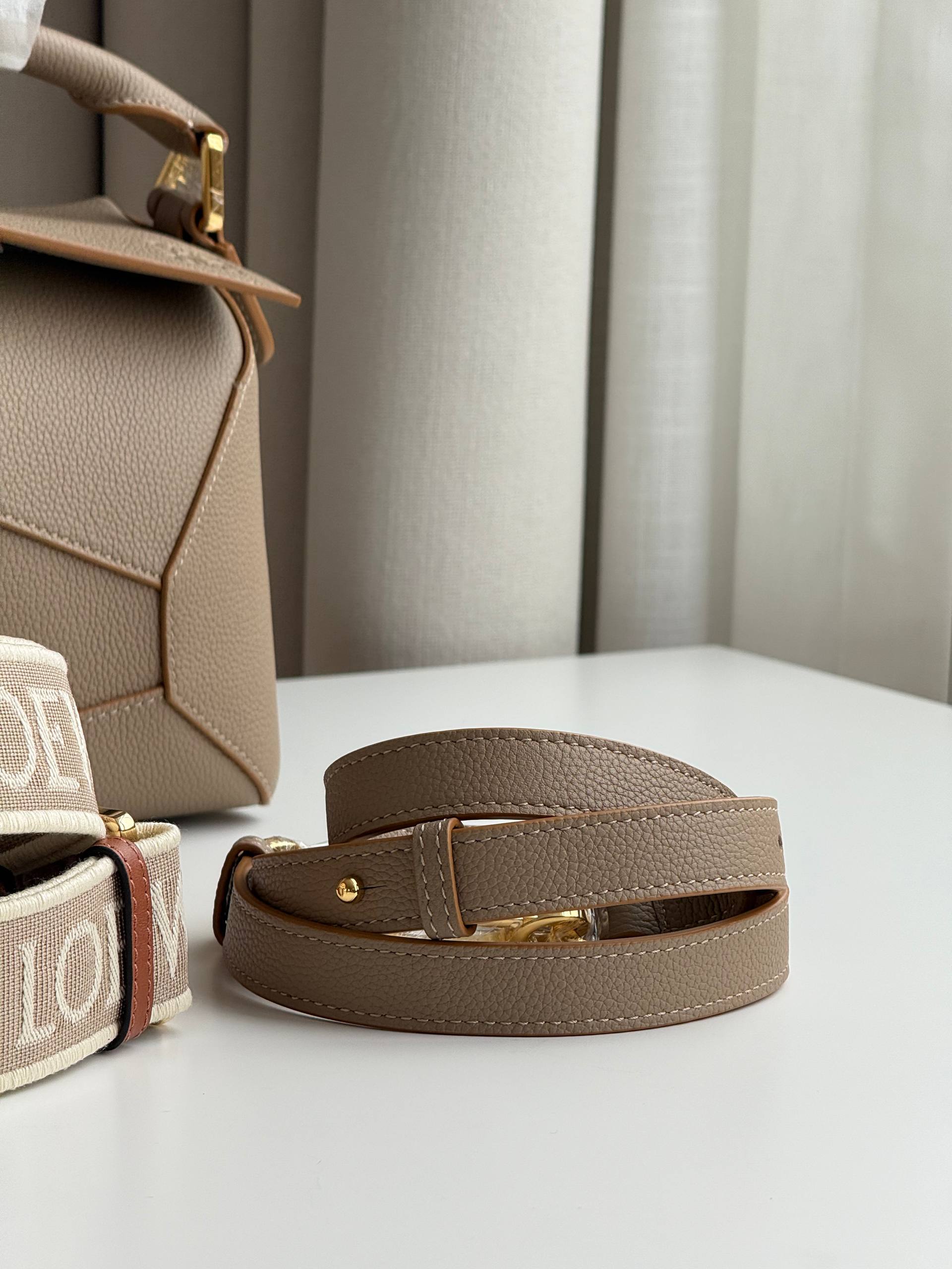 LOEWE Puzzle Geometric Splicing Bag