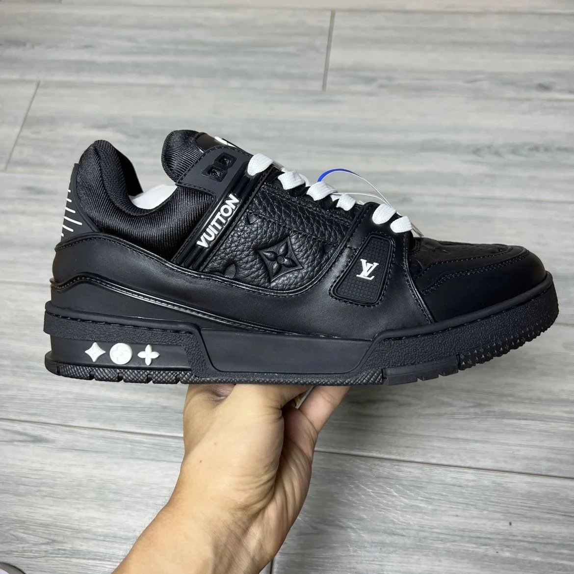 LV Trainer All Black Color