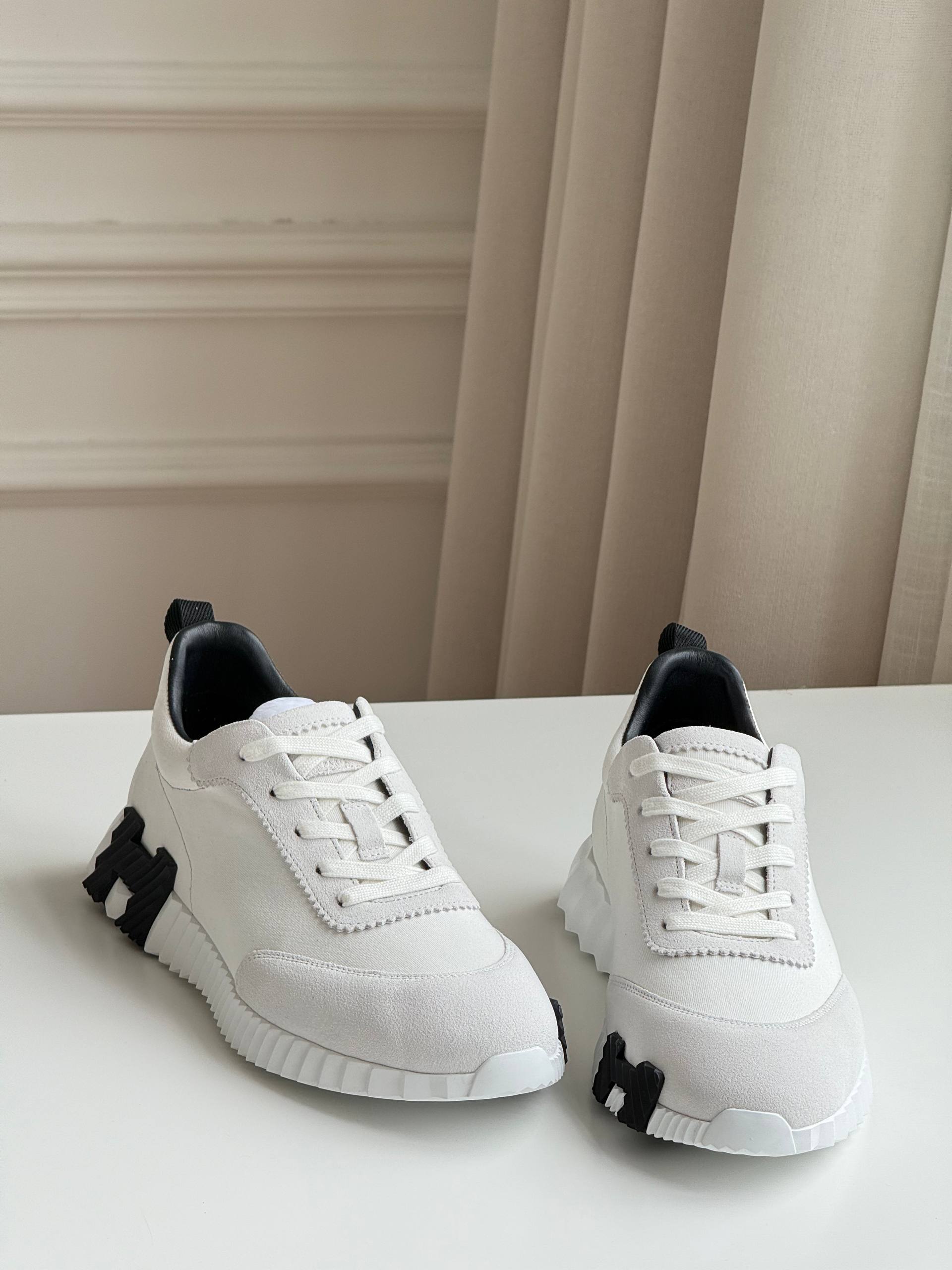Hermès Bouncing Sneakers