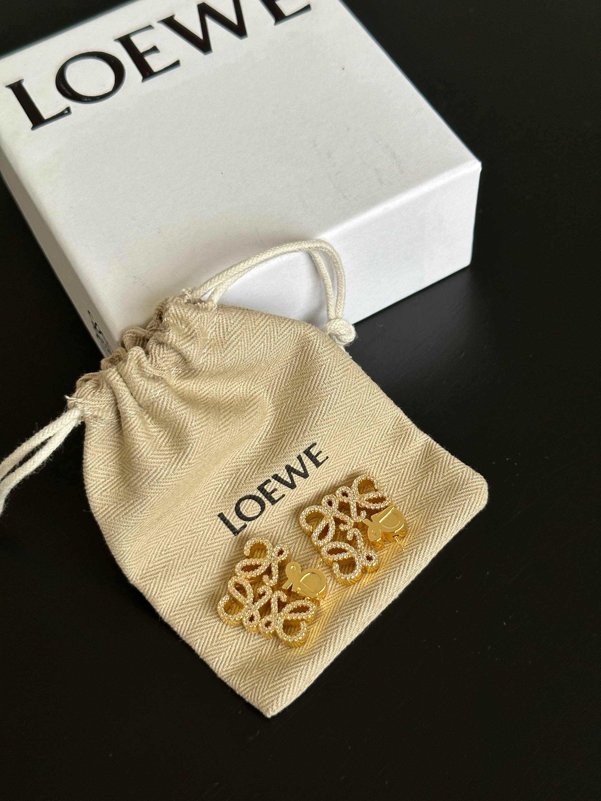 LOEWE Gold Paved Crystal Hollow Anagram Square Stud Earrings