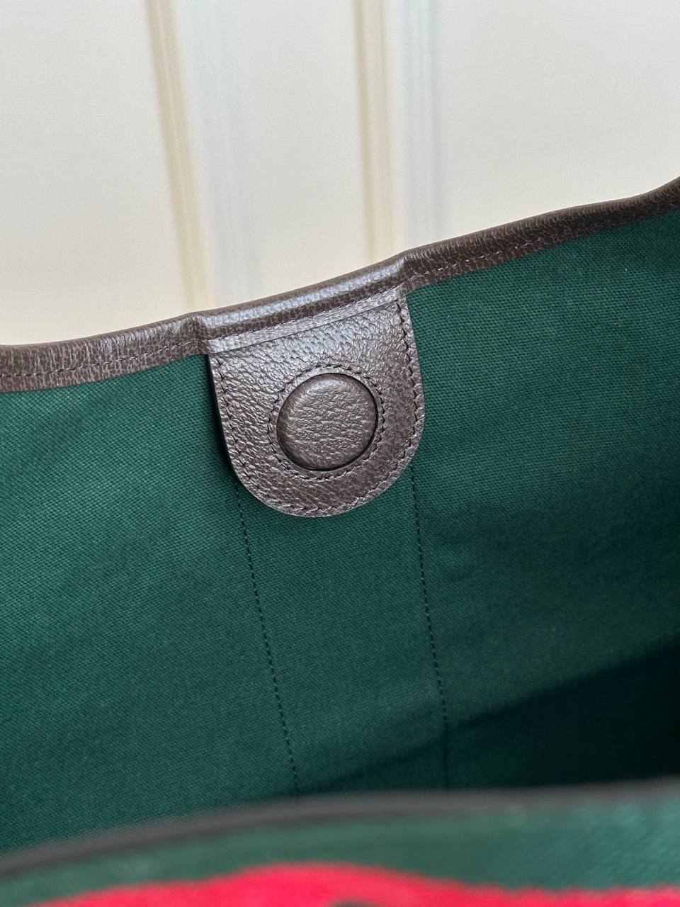 Gucci Classic GG Supreme Canvas Web Strap Large Handheld Tote Bag