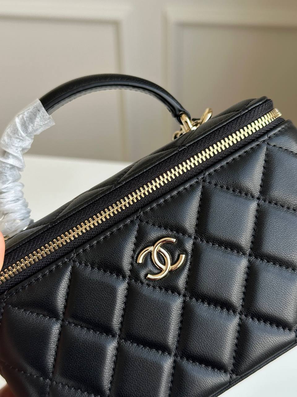 CHANEL Classic Quilted Vanity Case / Small Handle Bag