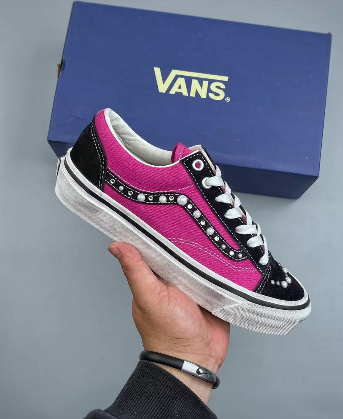 Vans