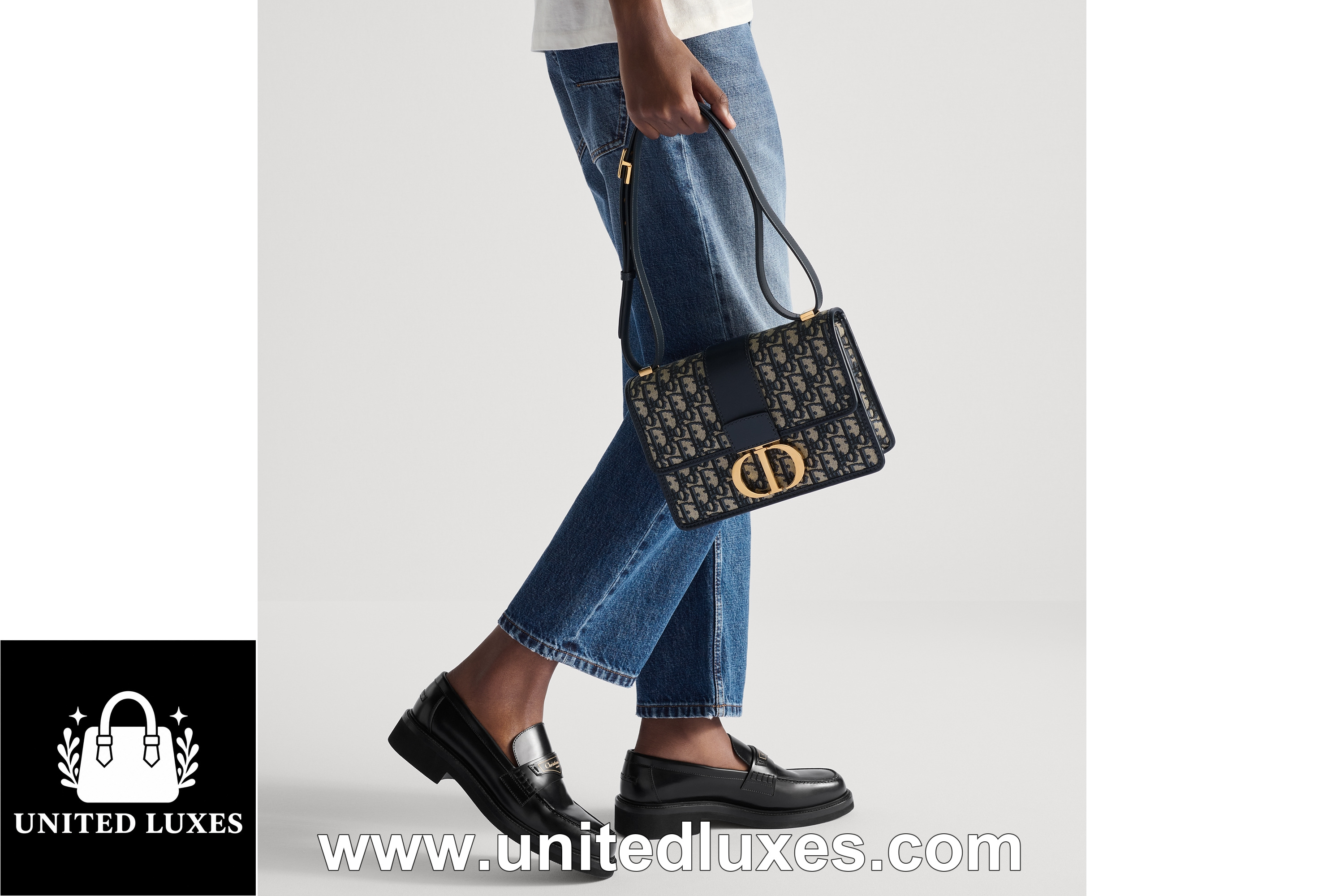 Replica 30 Montaigne Bag