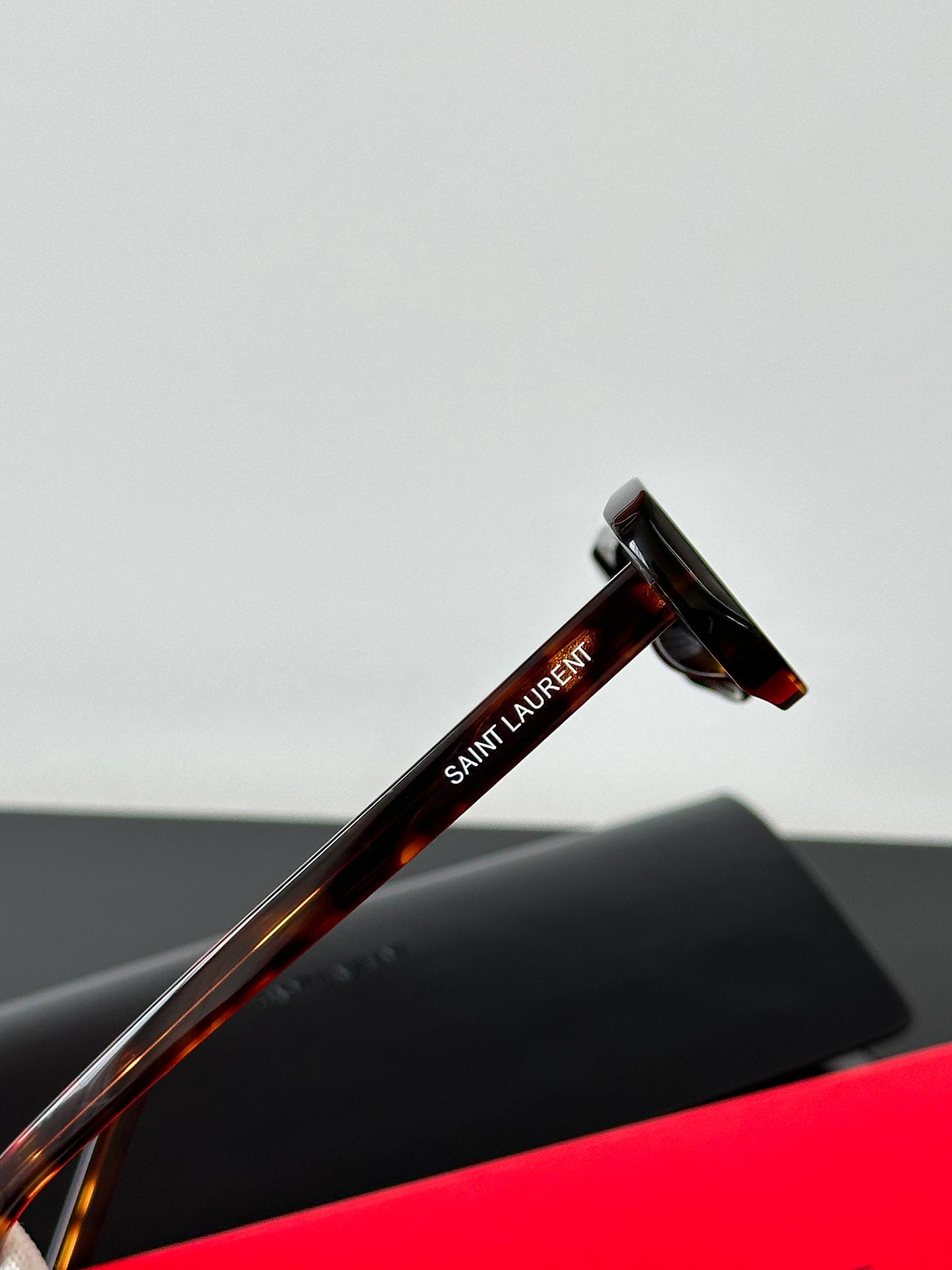 SAINT LAURENT SL 736