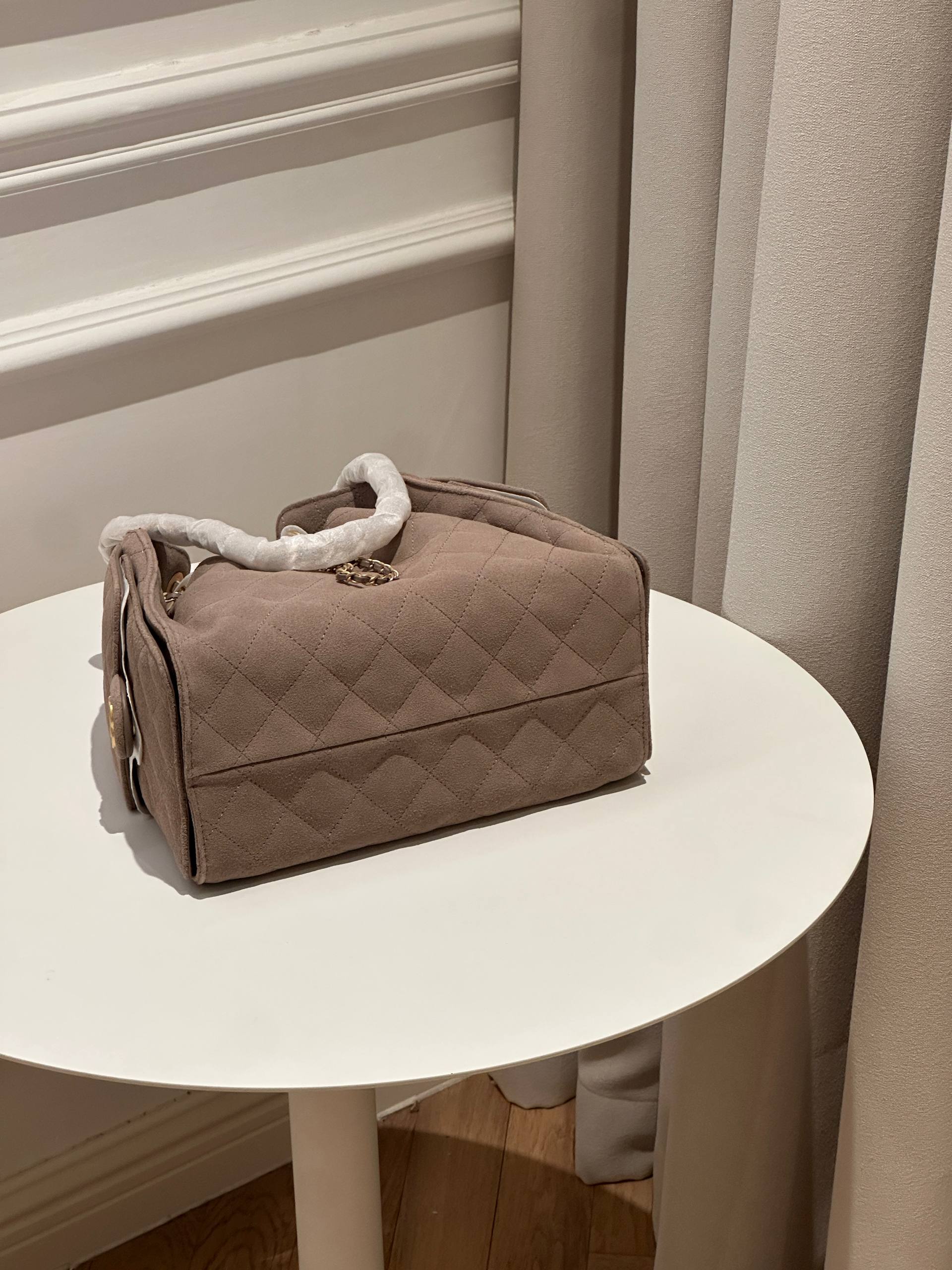 CHANEL Small 25 Bag in Taupe Grey Suede