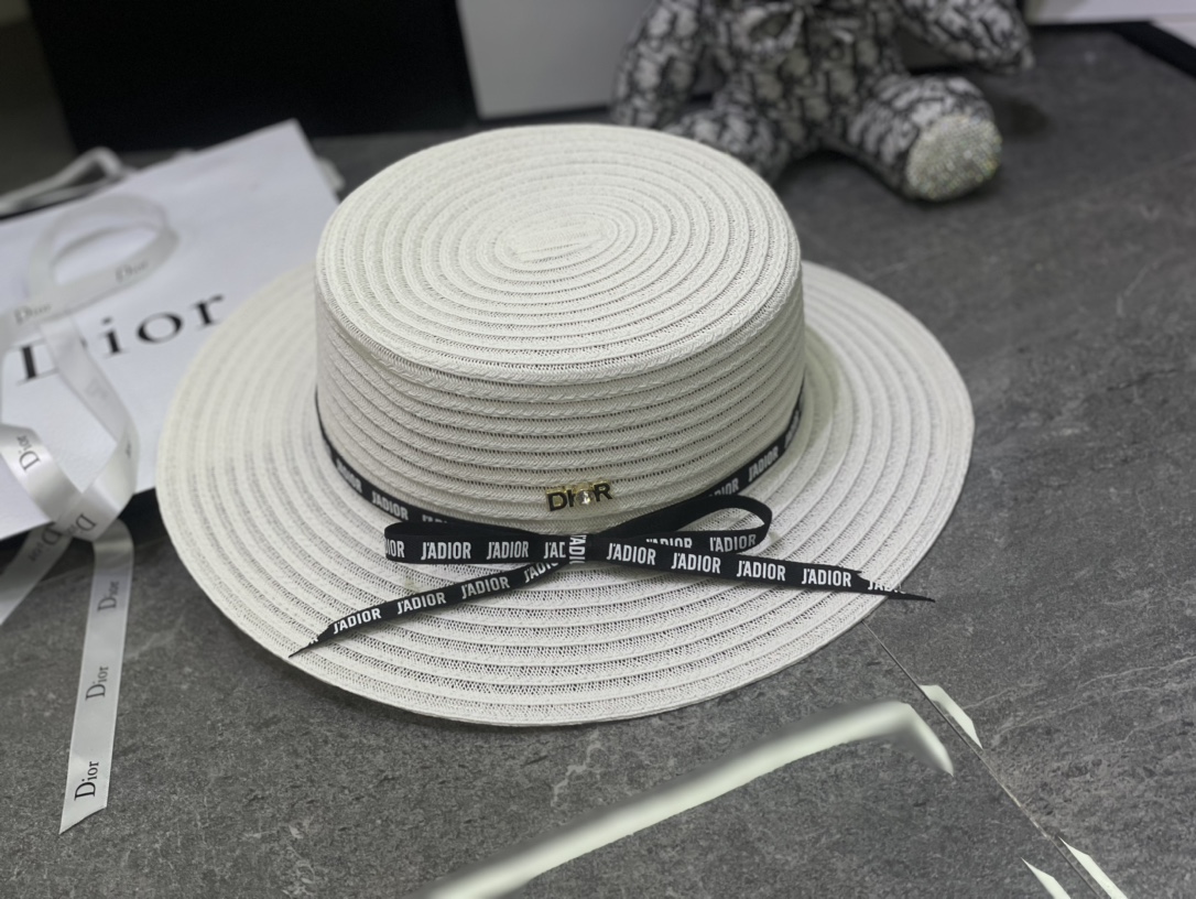 DIOR Flat-Brimmed Straw Hat