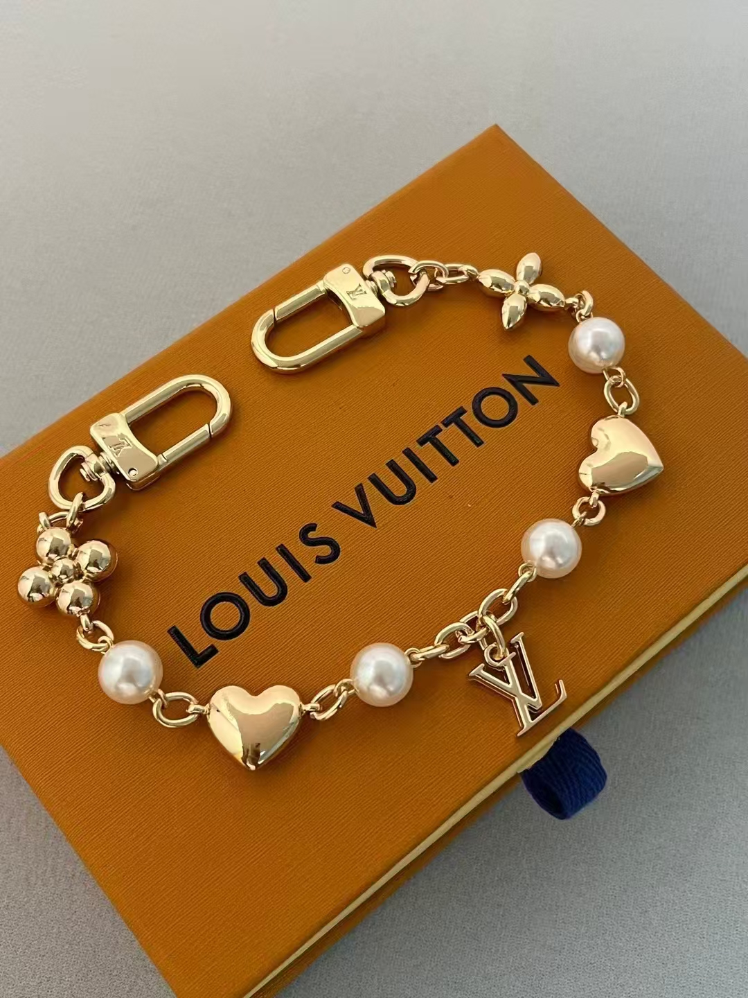 LV Bagchain Keychain