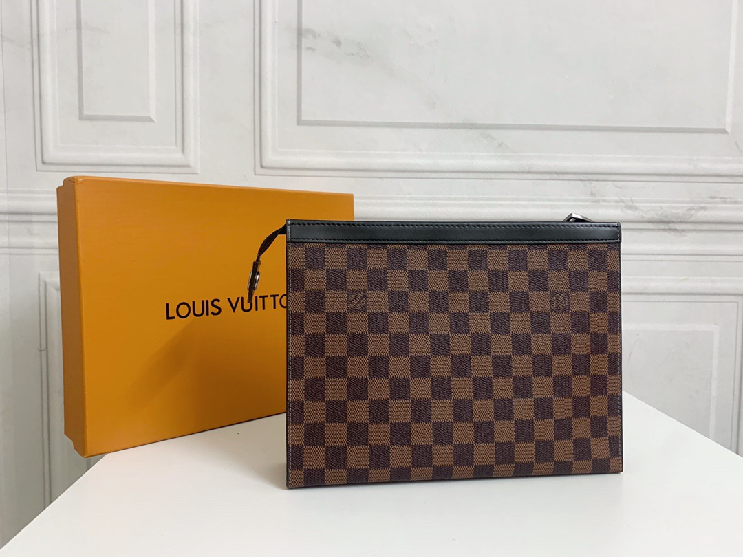 lv pochette voyage bag