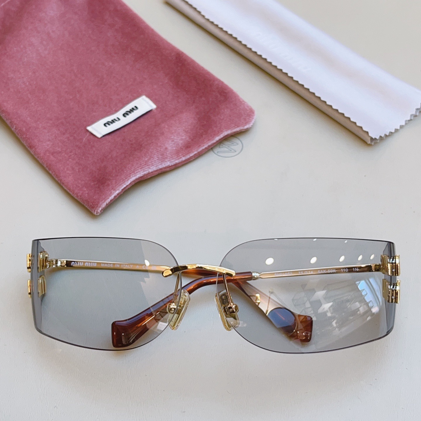 Miu Miu Fashion Sunglasses