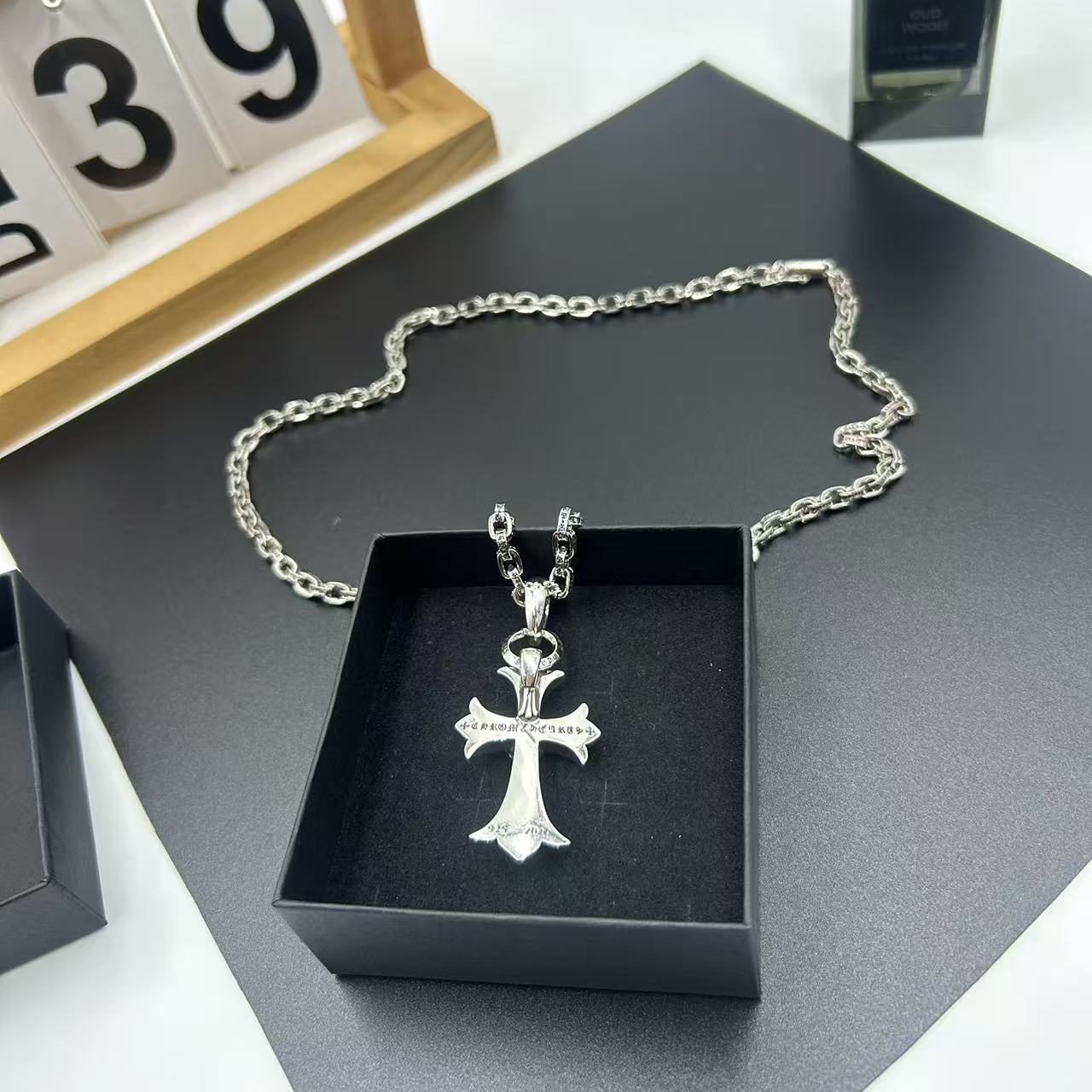 CHROME HEARTS CLASSIC CROSS NECKLACE