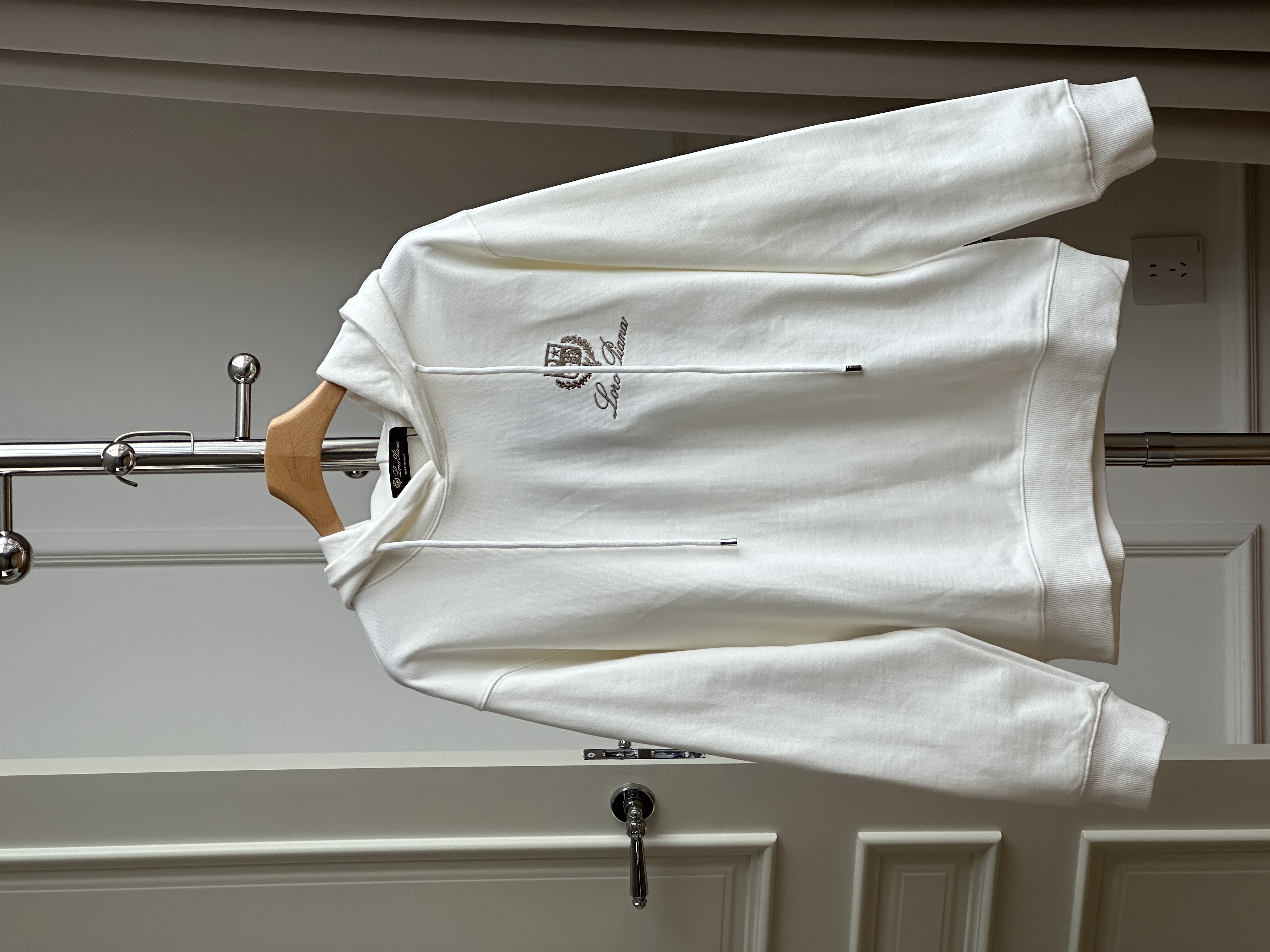 Loro Piana Laurel Crest Embroidery Loose Fit Hoodie