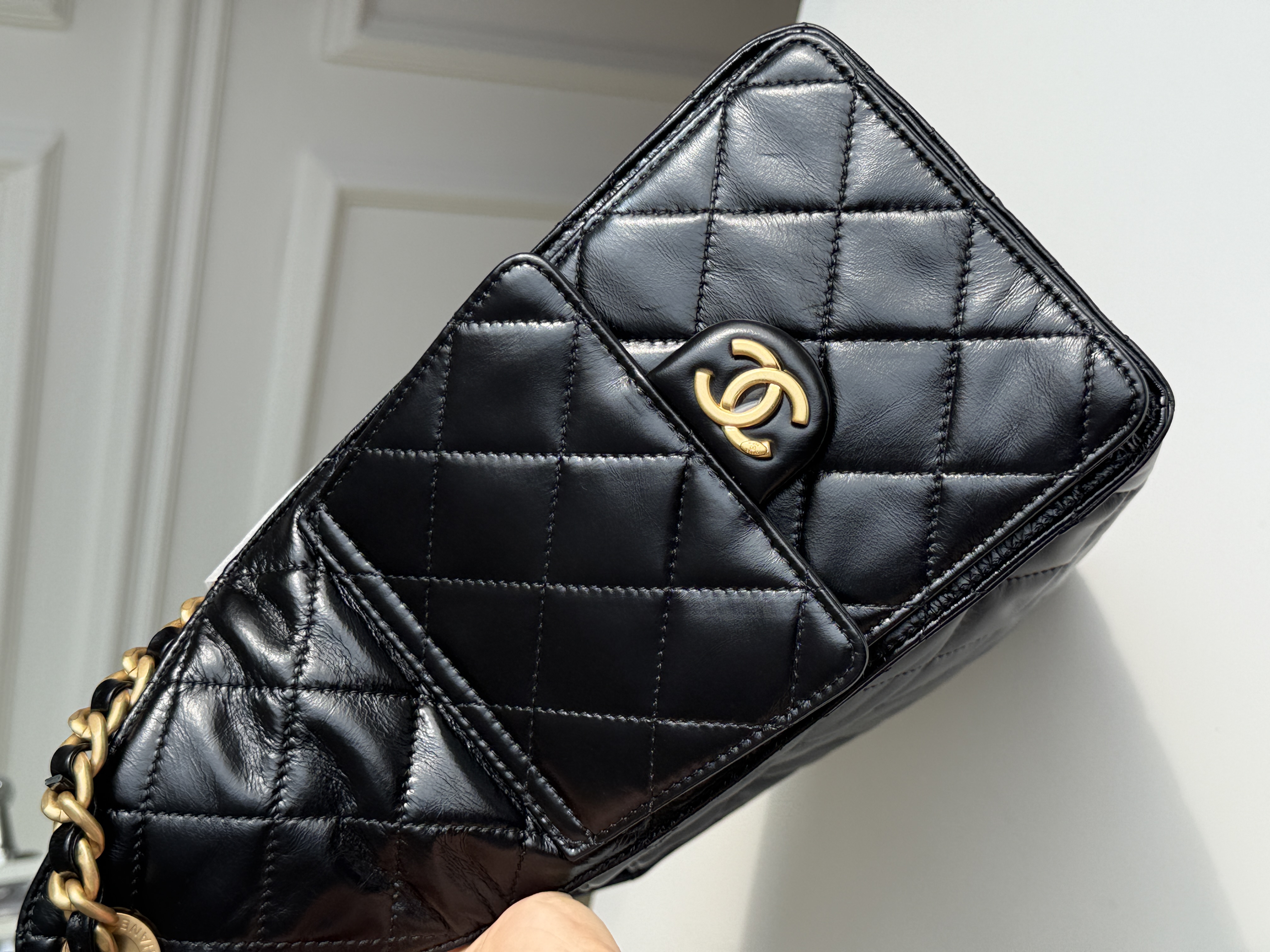 Chanel 25C Black Gold Waxed Leather Drawstring Hobo Bag