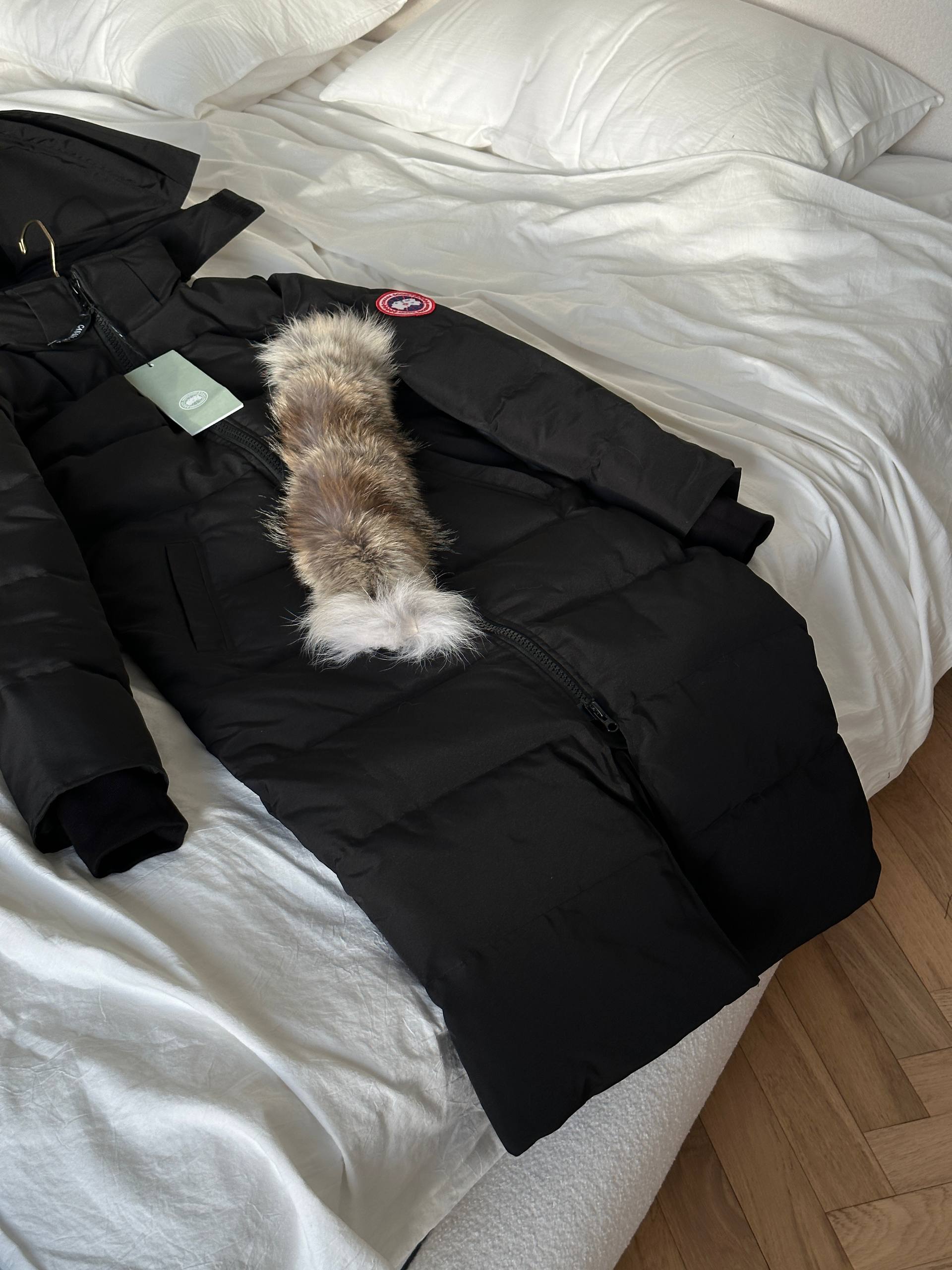 Canada Goose Long Coyote Fur Trim Hood Parka Down Coat