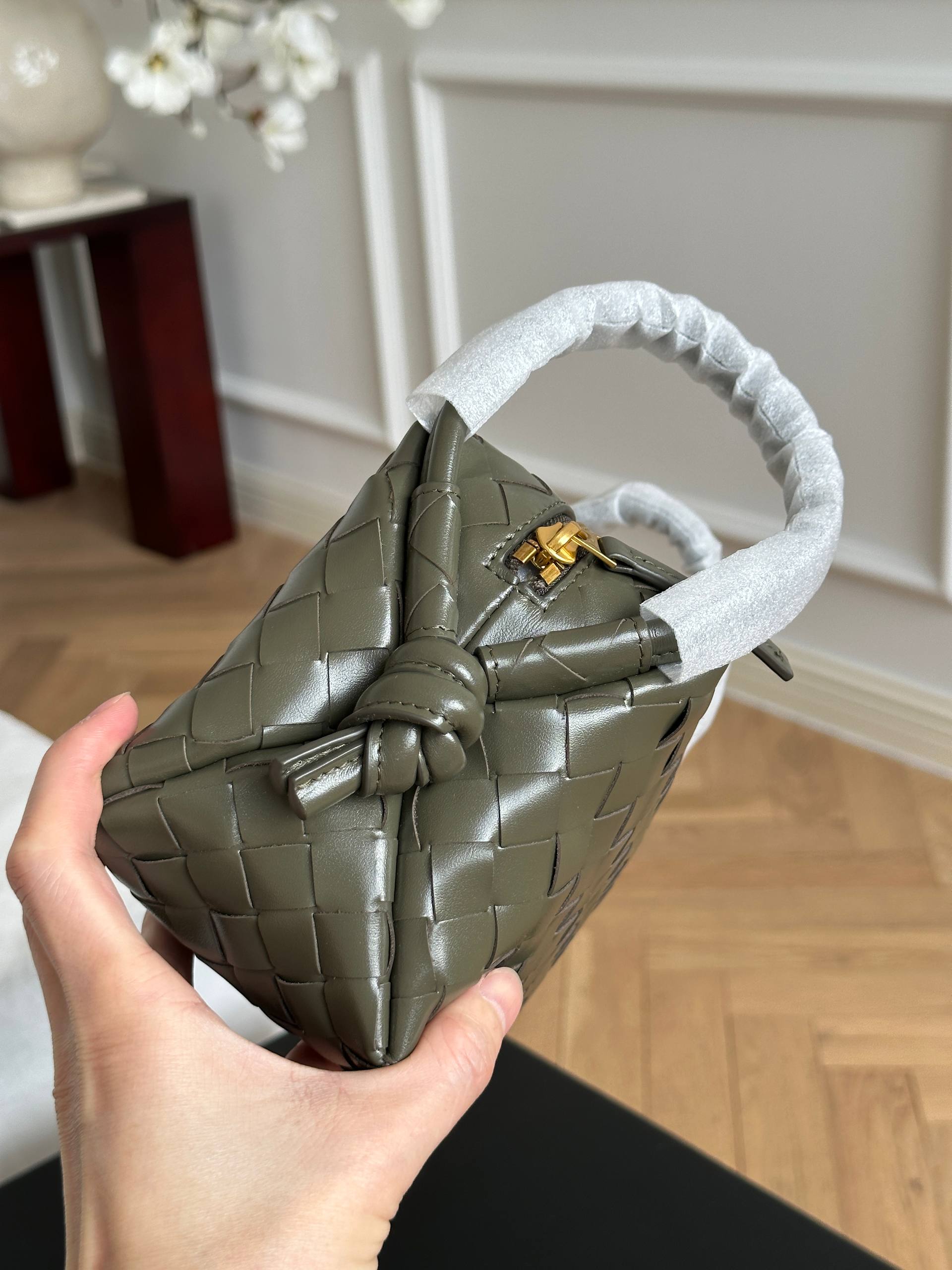 Bottega Veneta Olive Green Intrecciato Woven Knot Handle Crossbody Camera Bag