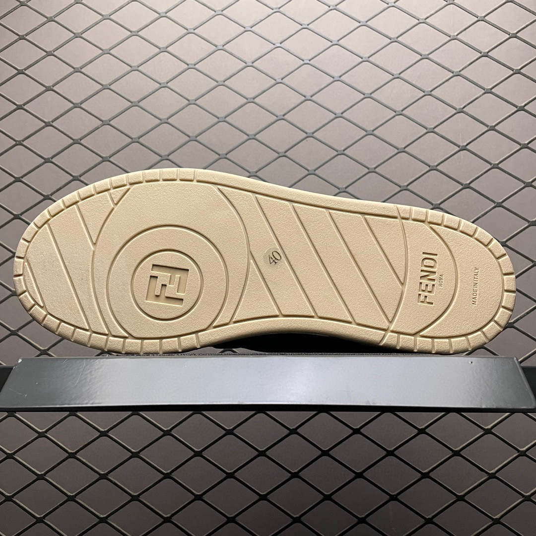 1:1 Best Quality Fendi Match Low Shoes Fleece Version