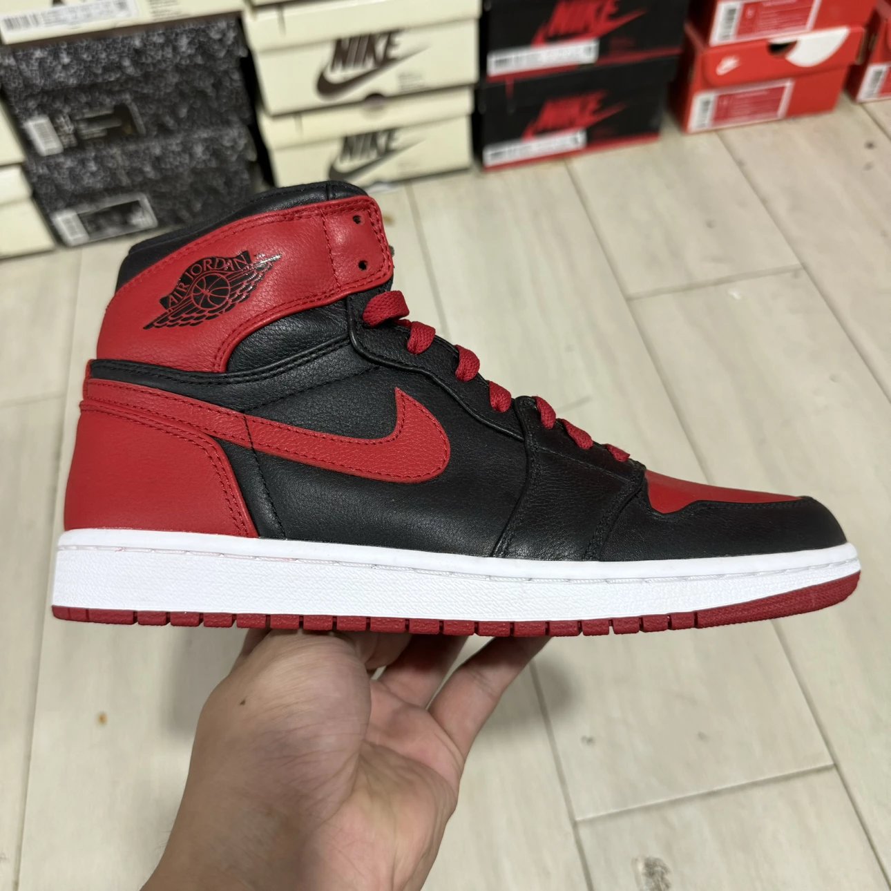 Air Jordan 1 Retro High Bred