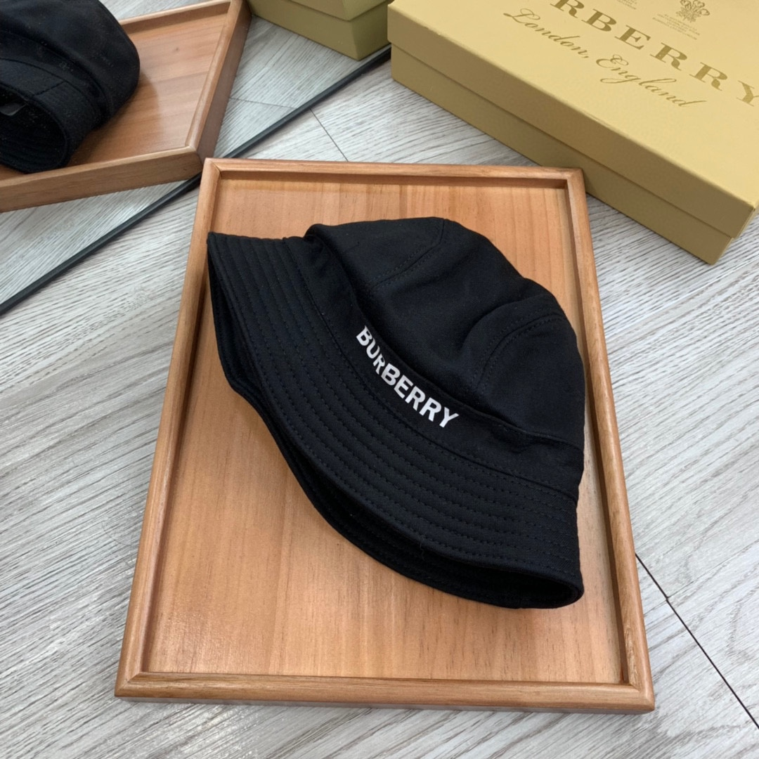 Burberry  Cotton Printed Embroidered Fisherman's Hat Sunhat