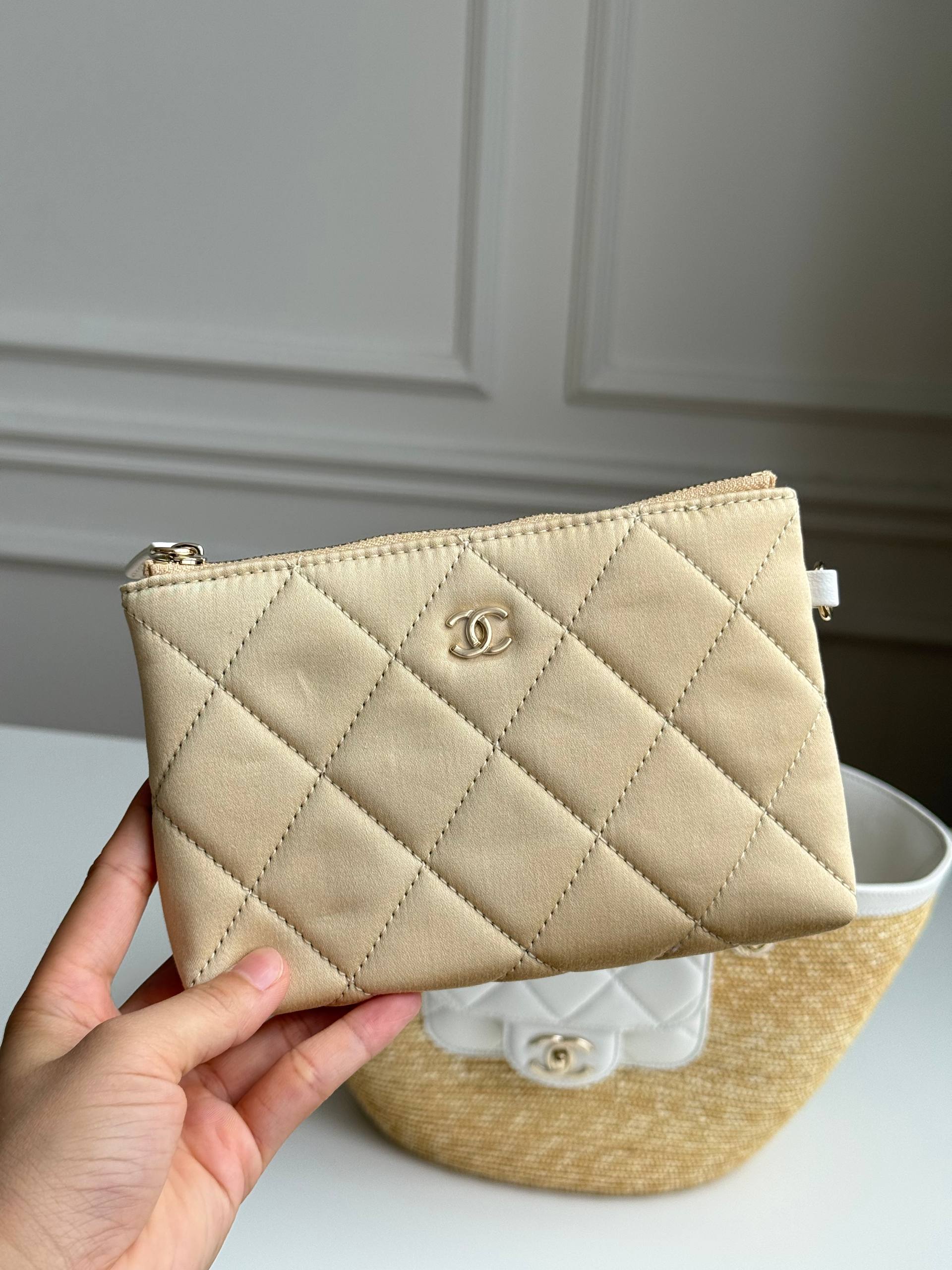 Chanel  Straw Spliced Tote Bag