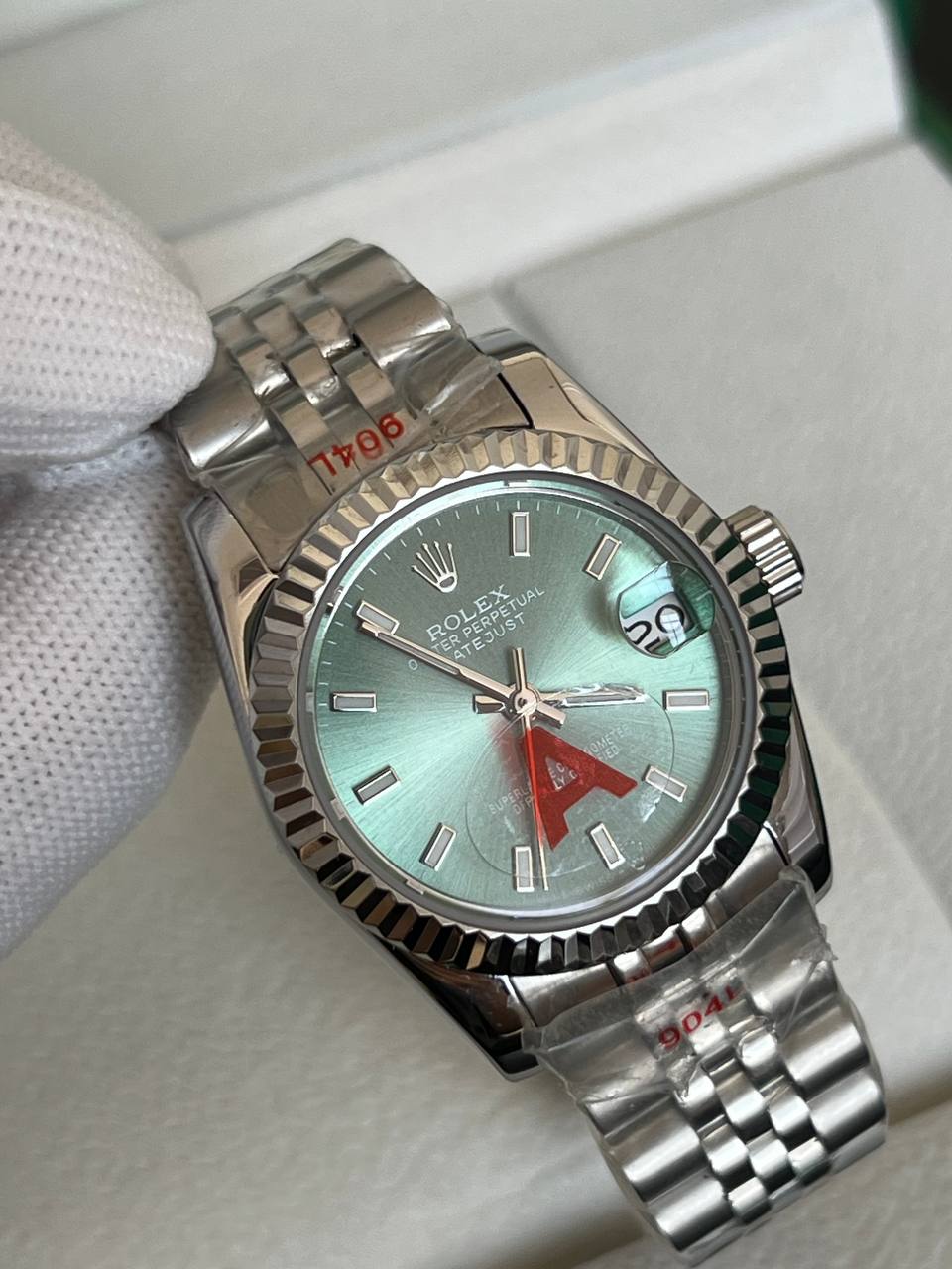 Rolex Datejust Mint Green Dial Jubilee Bracelet Fluted Bezel Automatic Watch