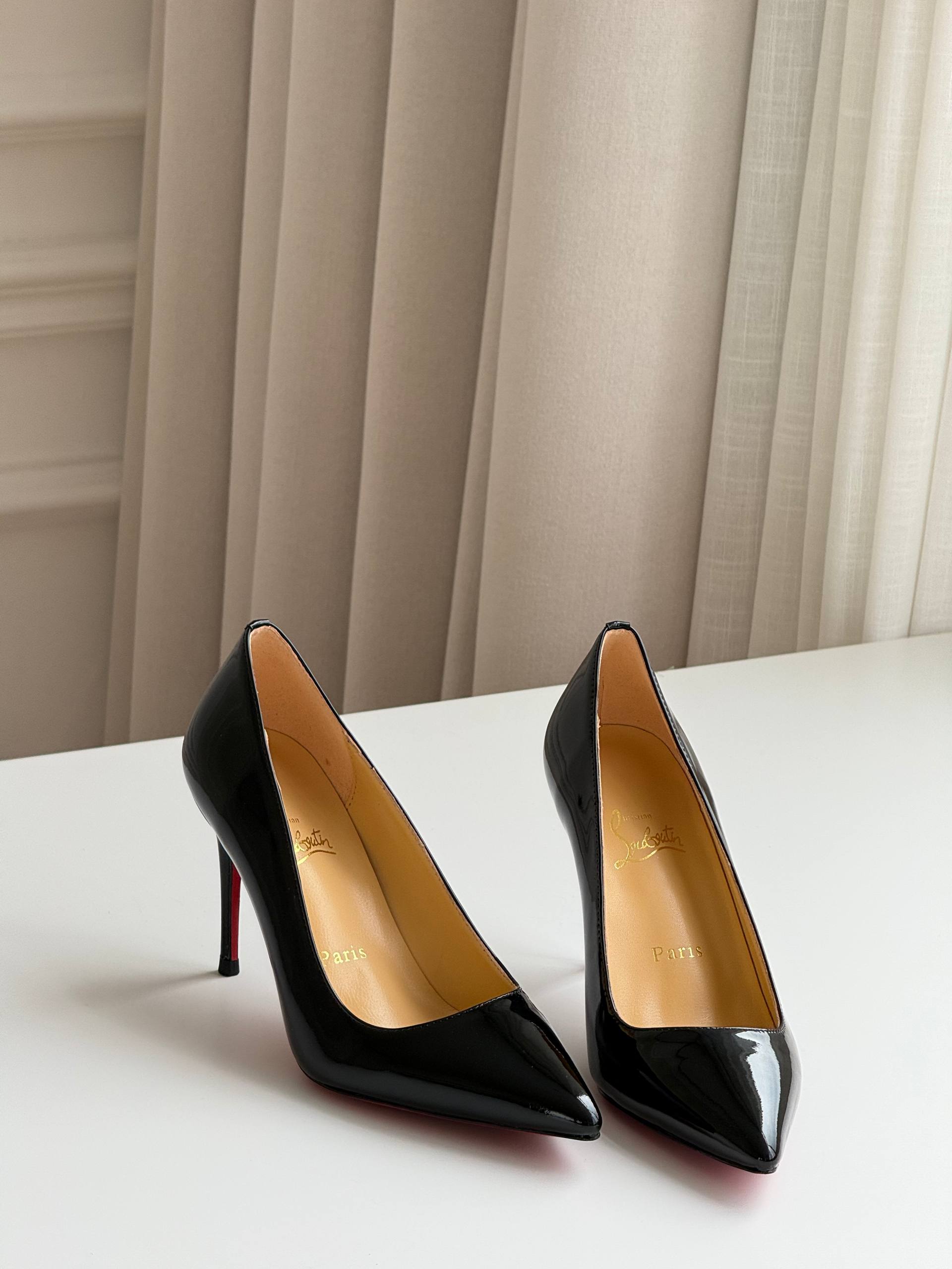 Christian Louboutin Pigalle Follies Patent Leather Red Sole Pumps