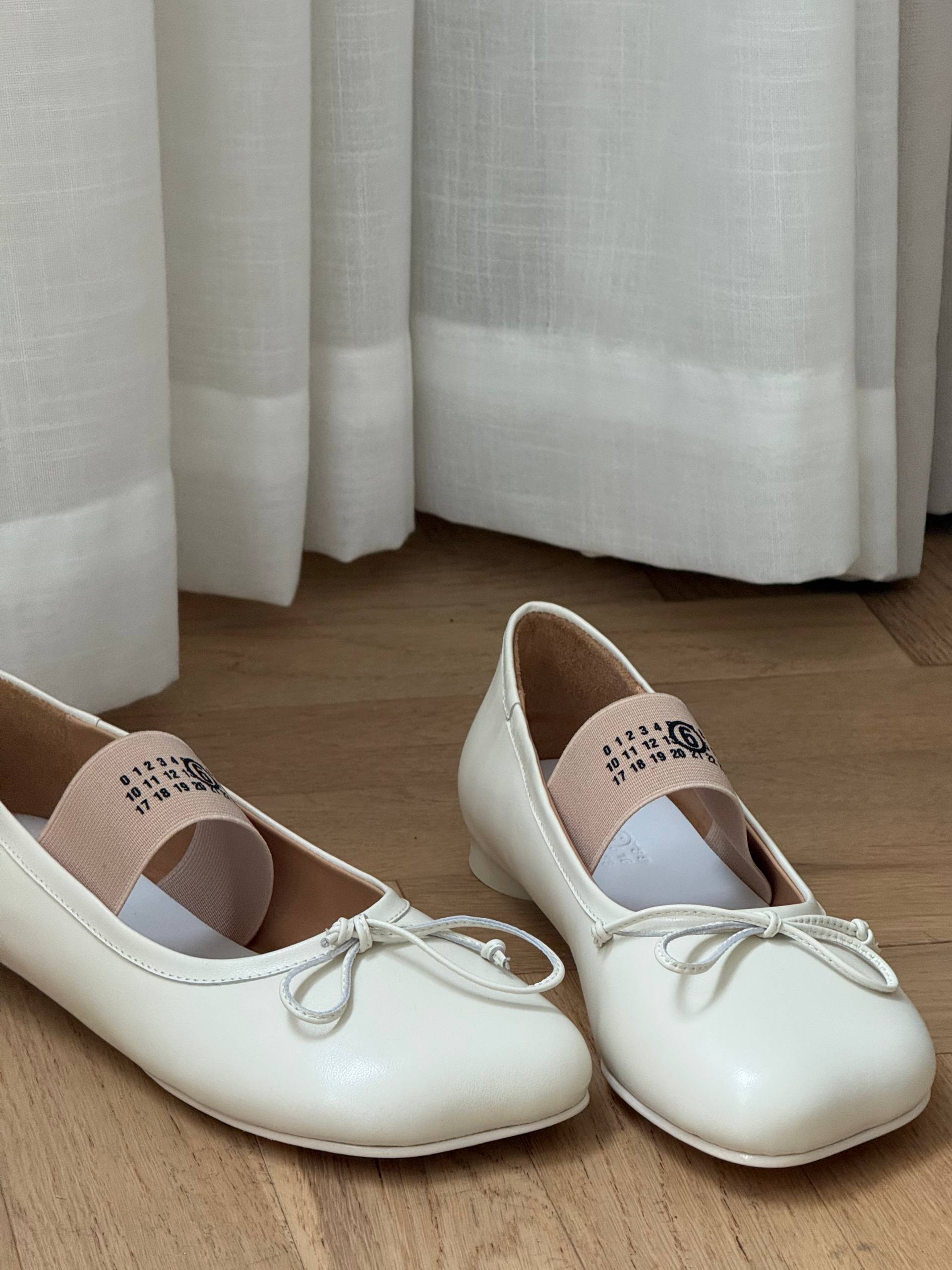 Maison Margiela Number Print Strap Bow Mary Jane Low-Heel Ballet Flats