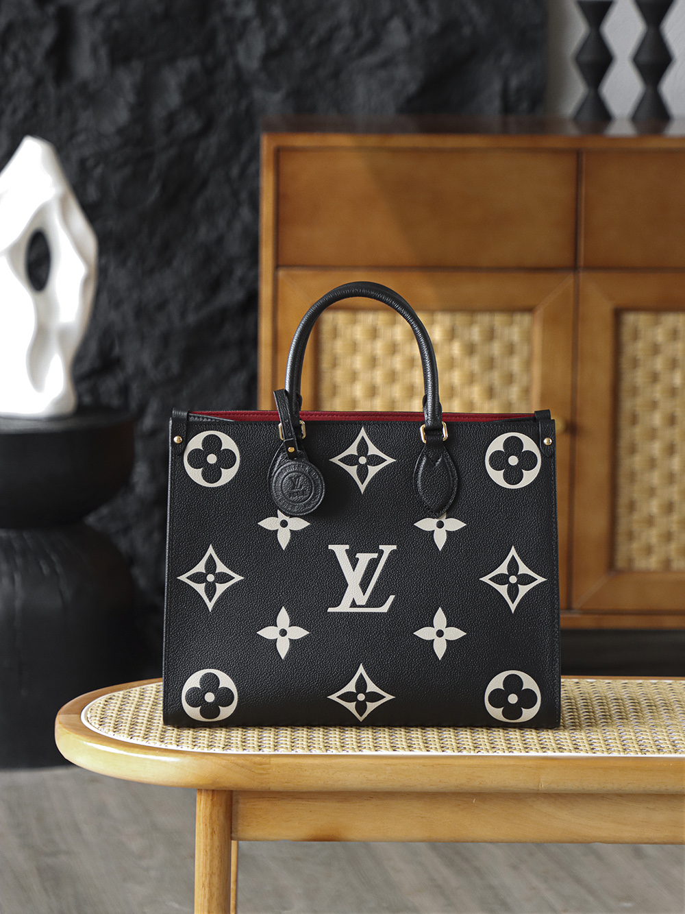 LV OnTheGo MM Bicolor Monogram Empreinte Bag - 10A Mirror Version
