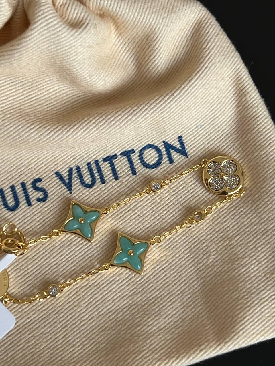 Louis Vuitton Gold Chain Turquoise Enamel Crystal Four-Leaf Clover Adjustable Bracelet