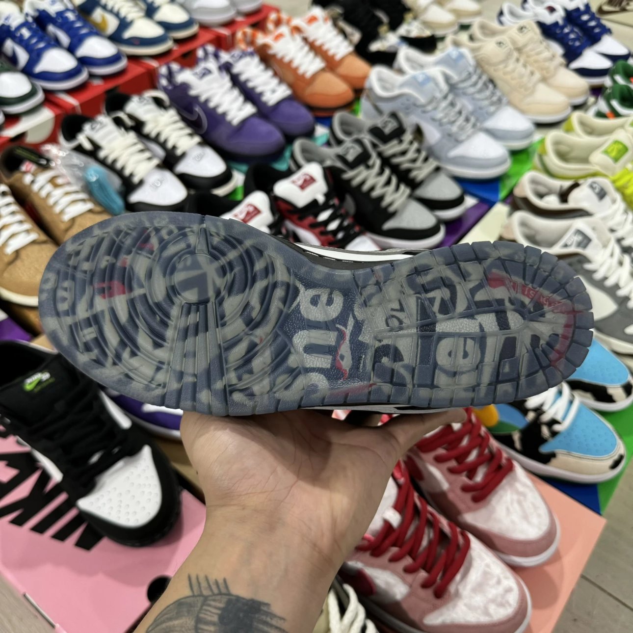 SB Dunk Low Pro Pigeon Black