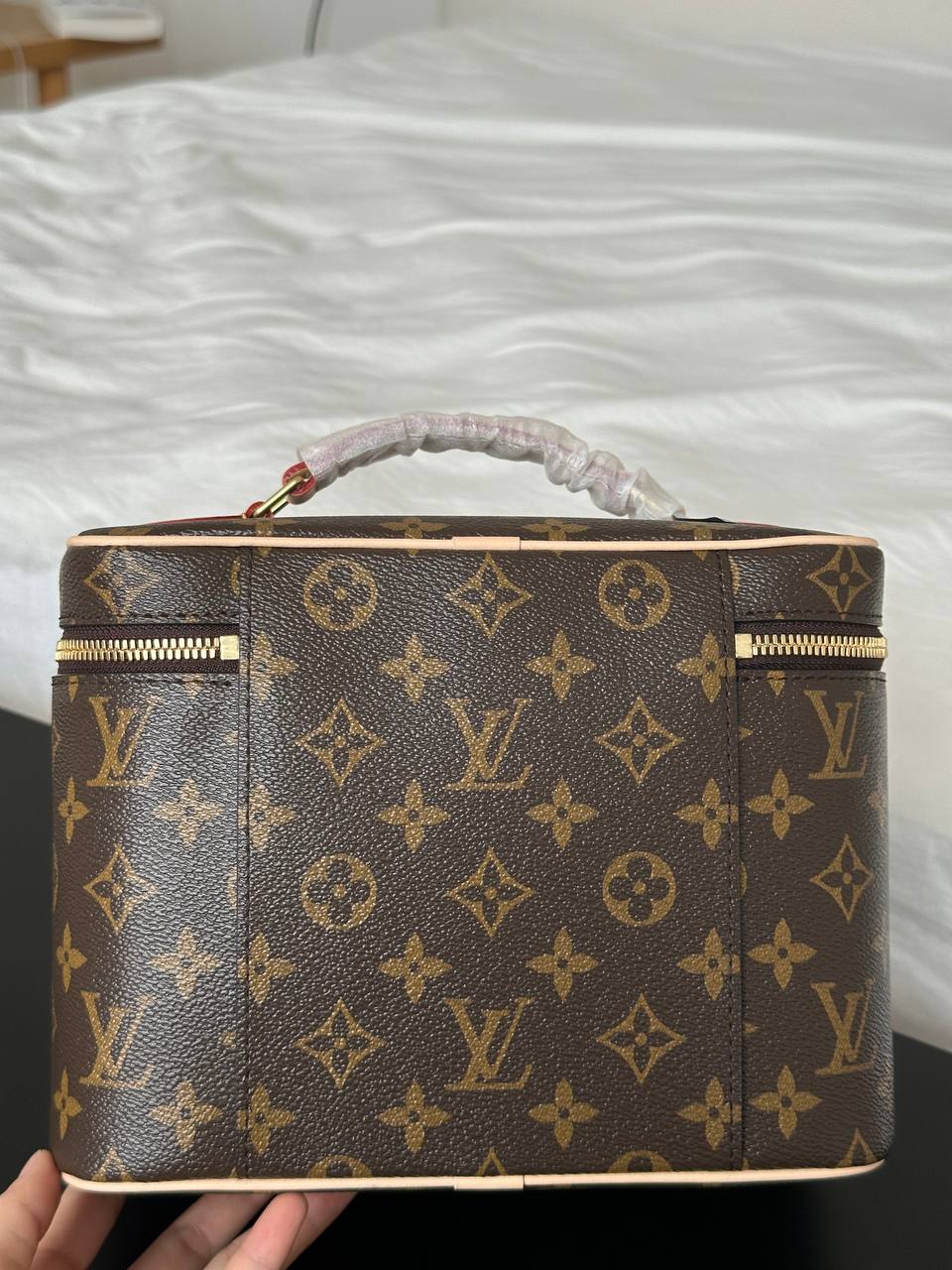 LOUIS VUITTON Nice Mini Monogram Cosmetic Vanity Case