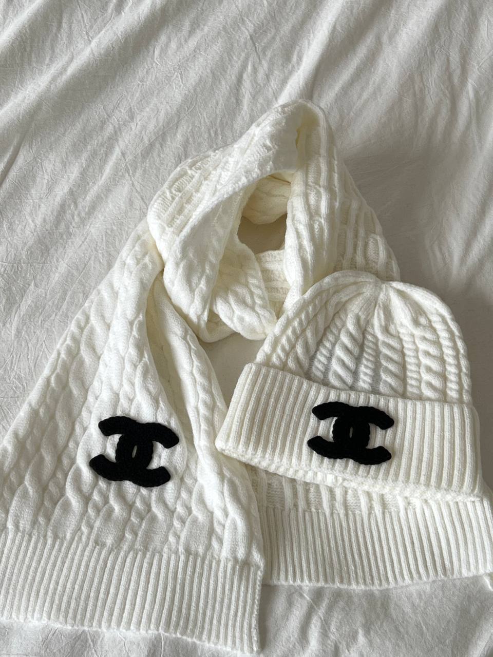 Chanel White Cable Knit Wool Beanie & Scarf Set With Black Felt Interlocking CC Patch Logo
