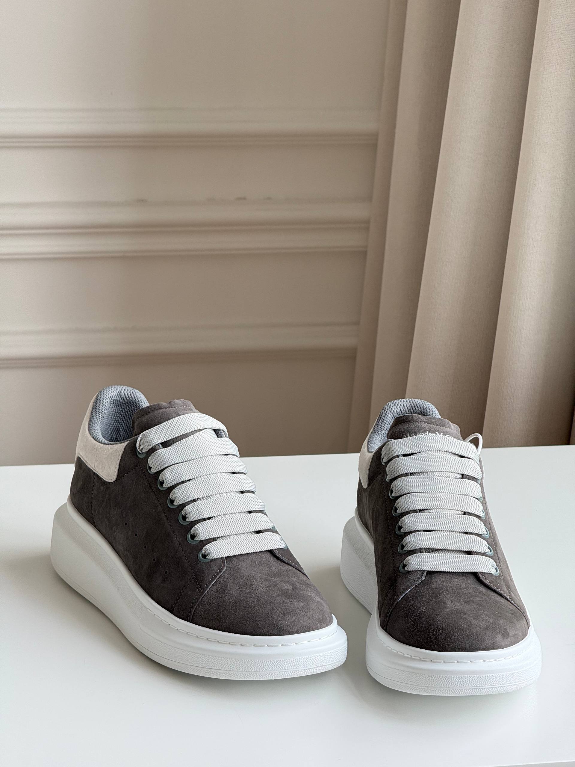 Alexander McQueen Oversized Sneaker in Grey Suede