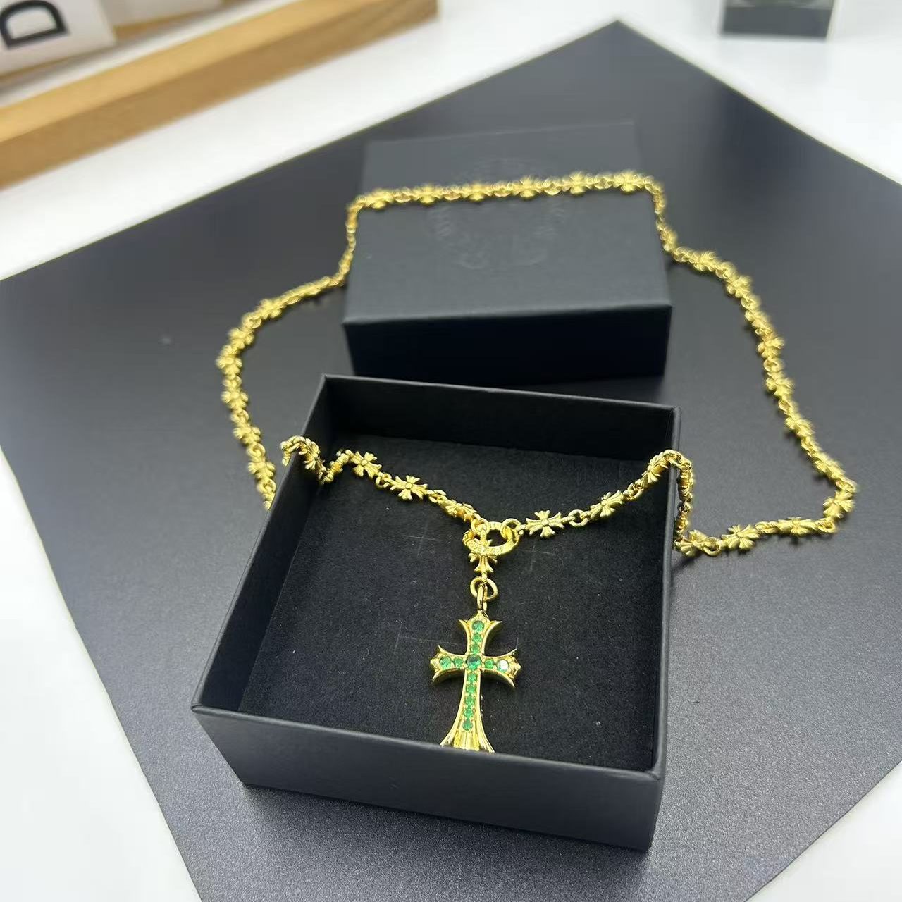 CHROME HEARTS 22K GOLD GREEN DIAMOND CROSS Y-SHAPED NECKLACE