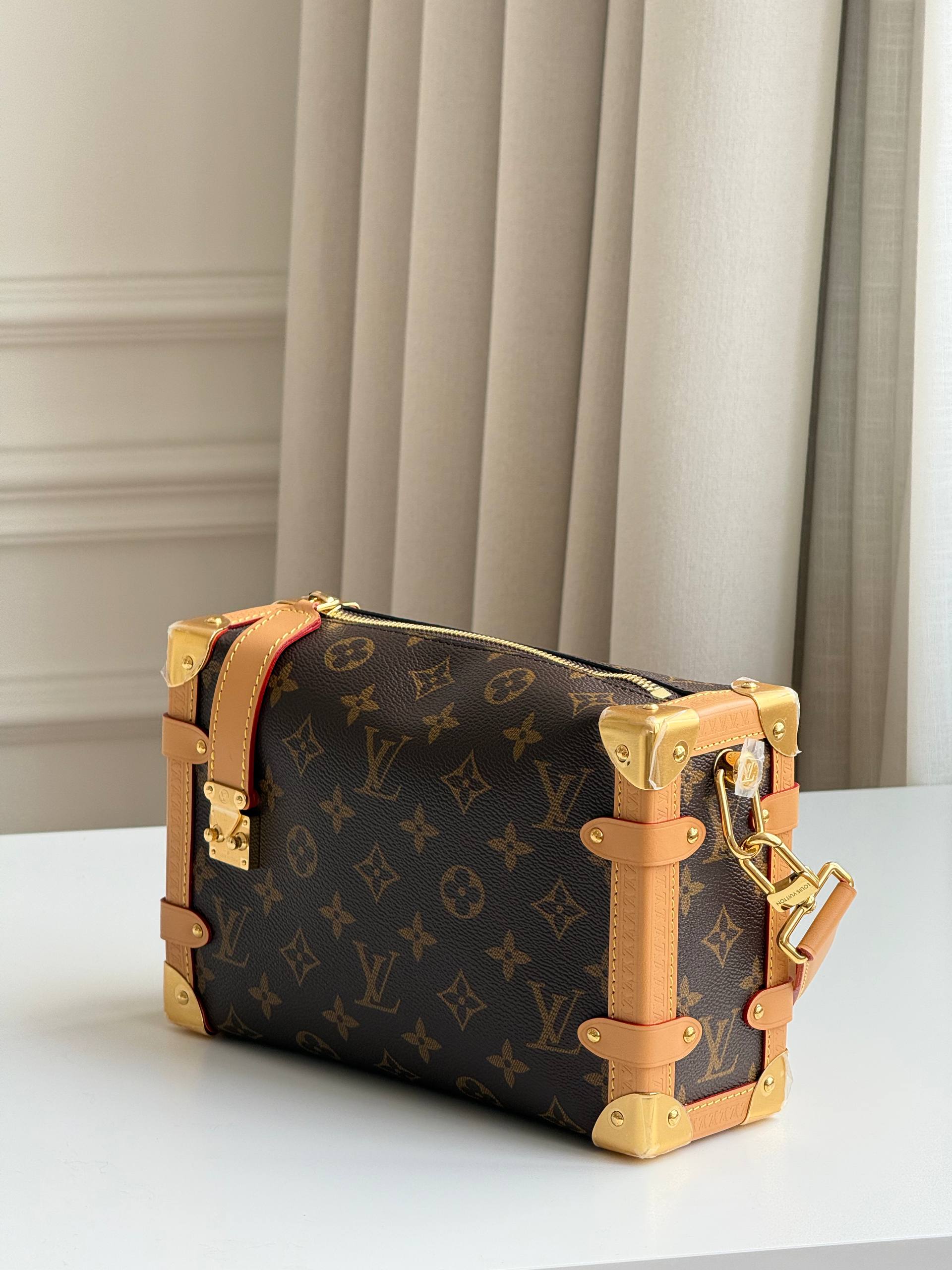 LV Side Trunk Monogram Box Bag