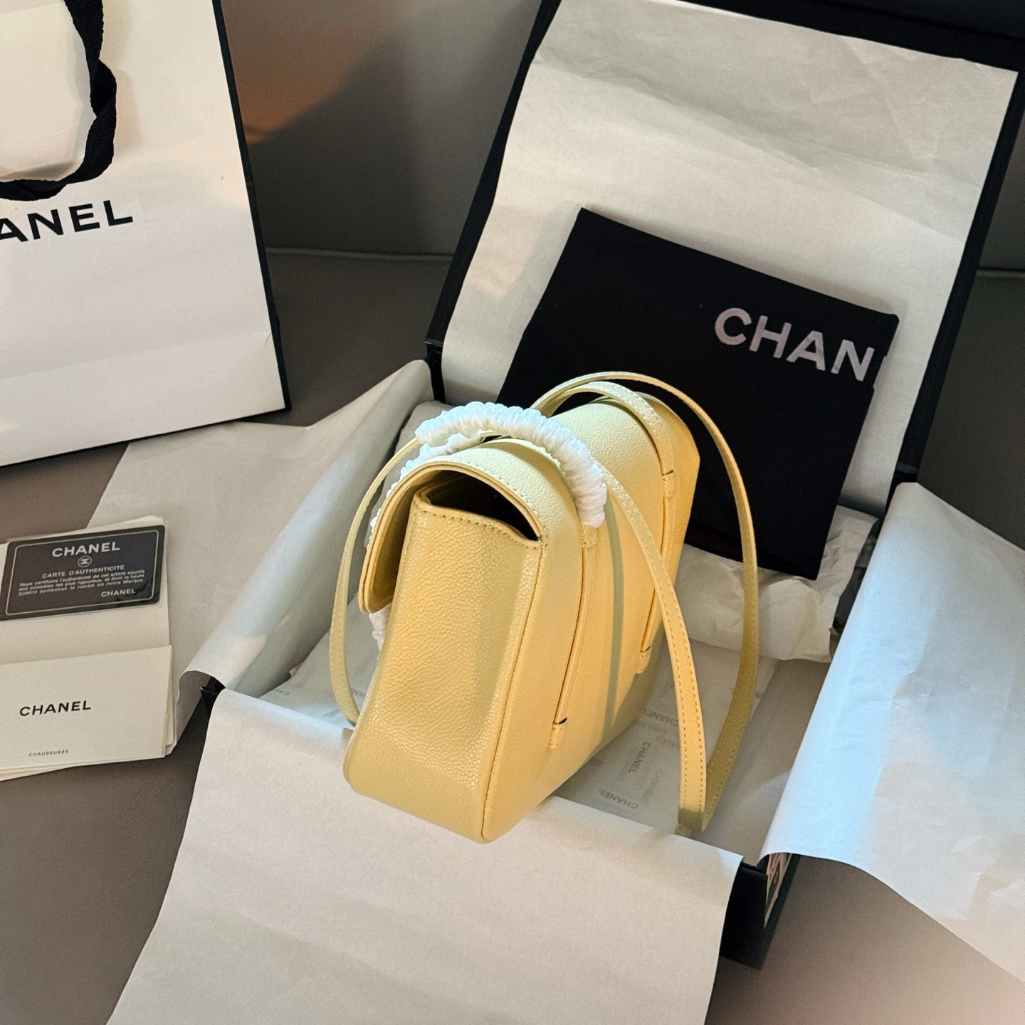 MINI FLAP BAG WHITE 23X16CM
