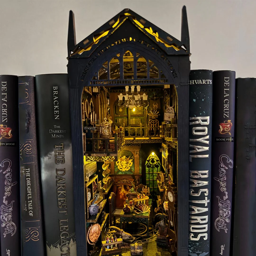 Magic Market DIY Book Nook Kit