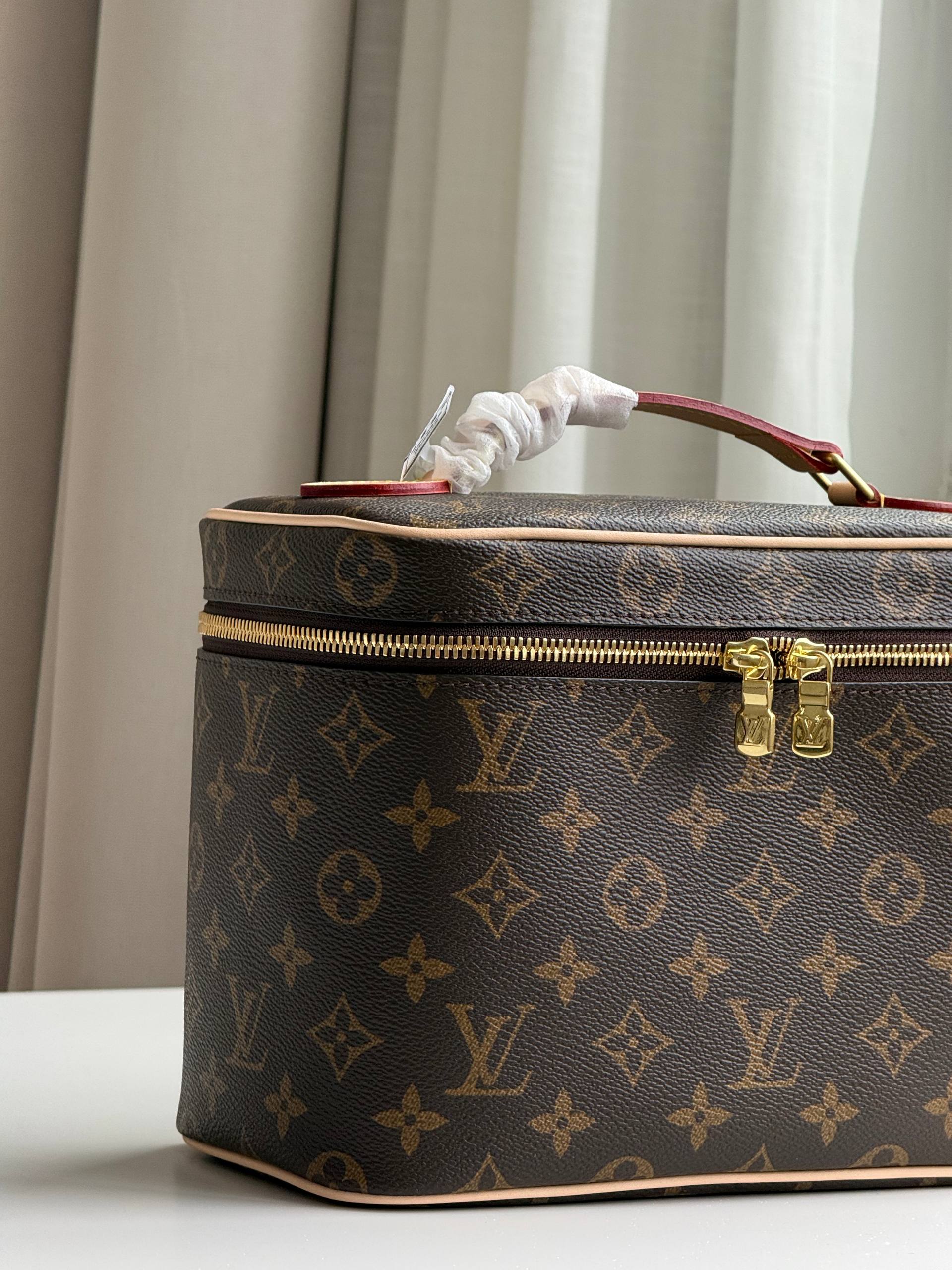 LV Monogram Handheld Cosmetic Vanity Case Bag