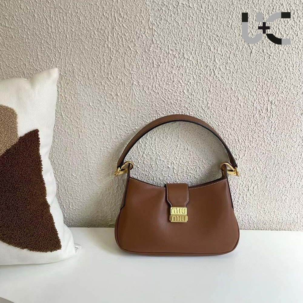 MIU MIU Hobo
