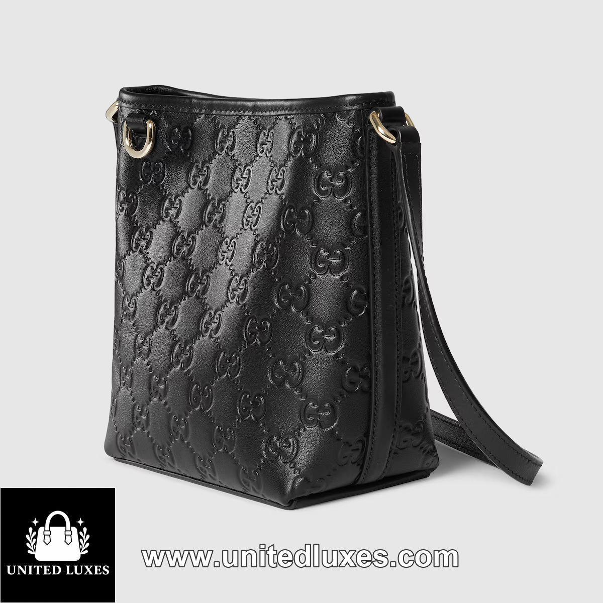 Replica GG Emblem nano bucket bag