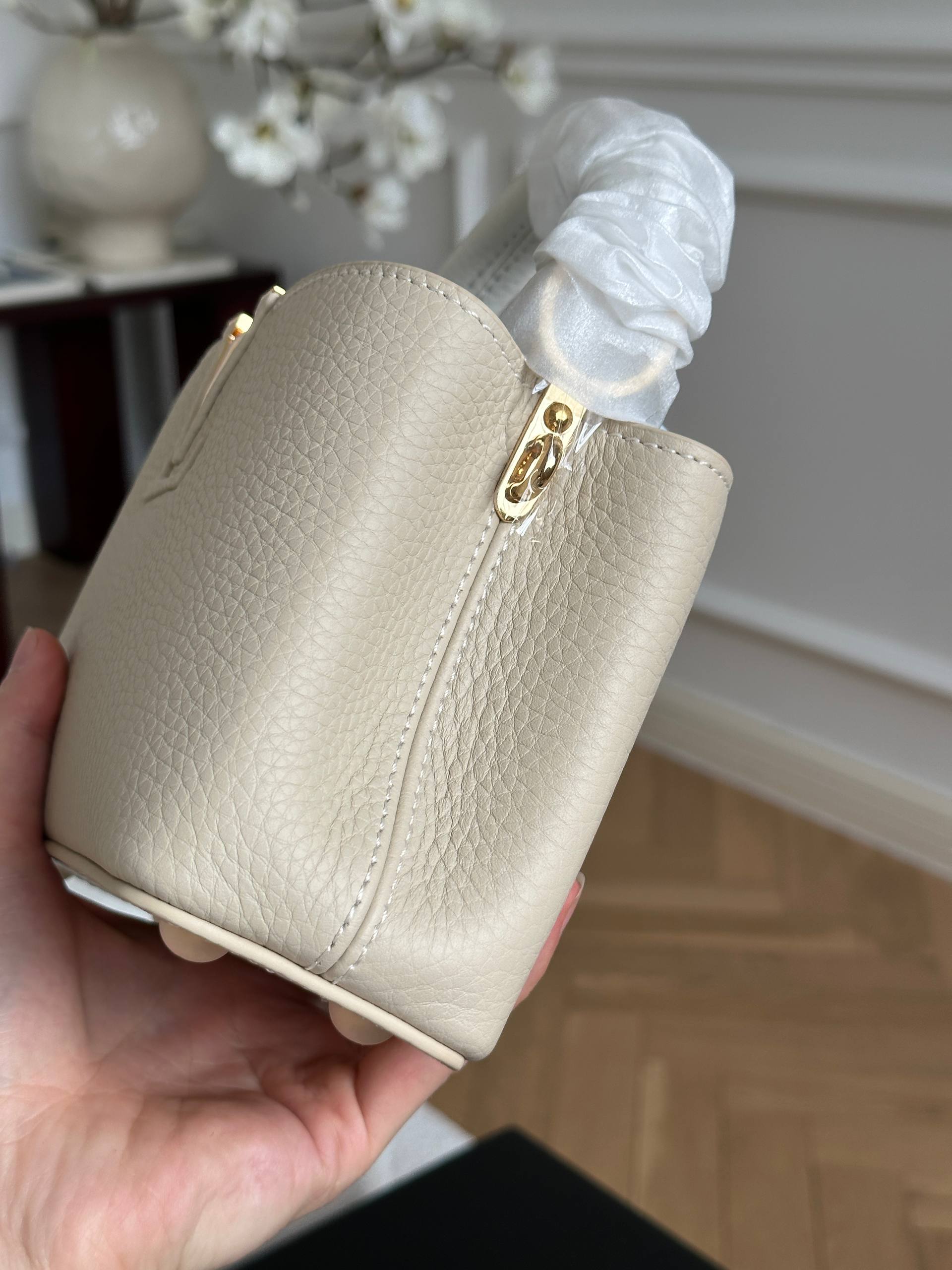 Louis Vuitton Capucines Mini Light Beige Taurillon Leather Handbag with Two Straps