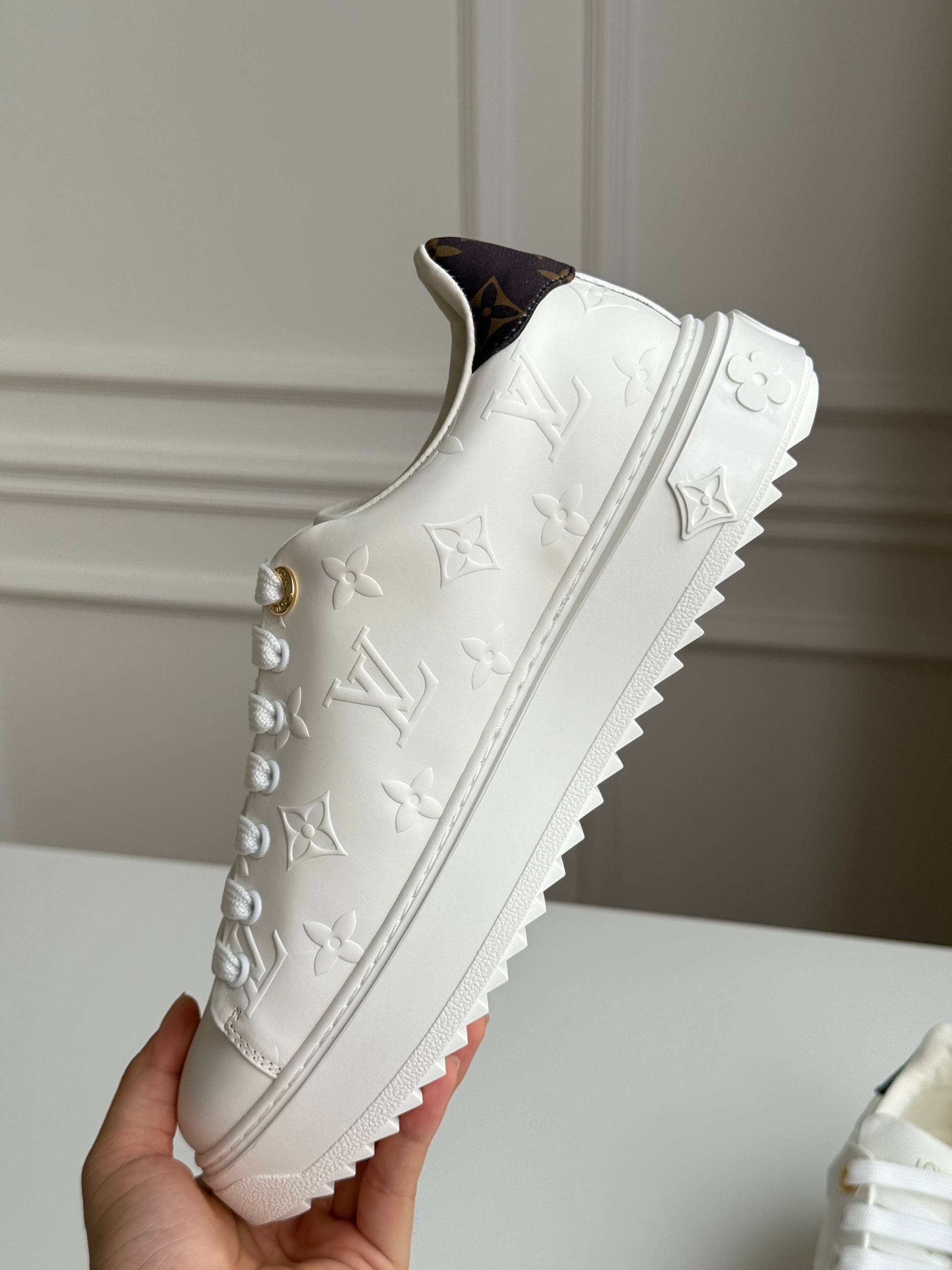 LV White Sneakers / Time Out Monogram Embossed Sneakers