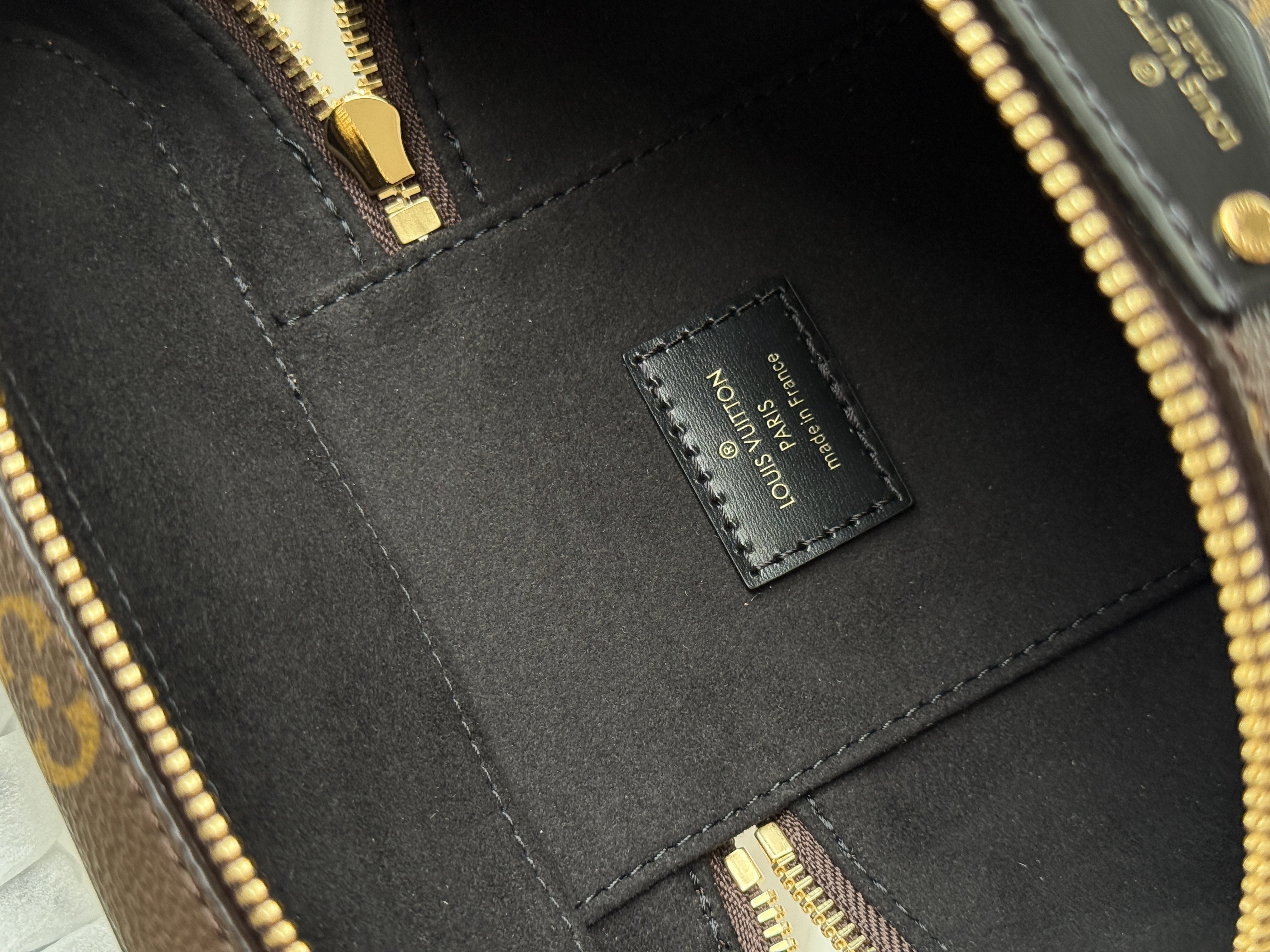 Louis Vuitton Nice Mini Monogram Vanity Case