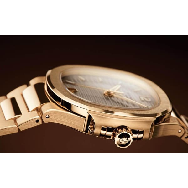 Patek Philippe Nautilus Rose Gold 7118-1R-001 with Silvery Opaline dial【1:1 Replica】