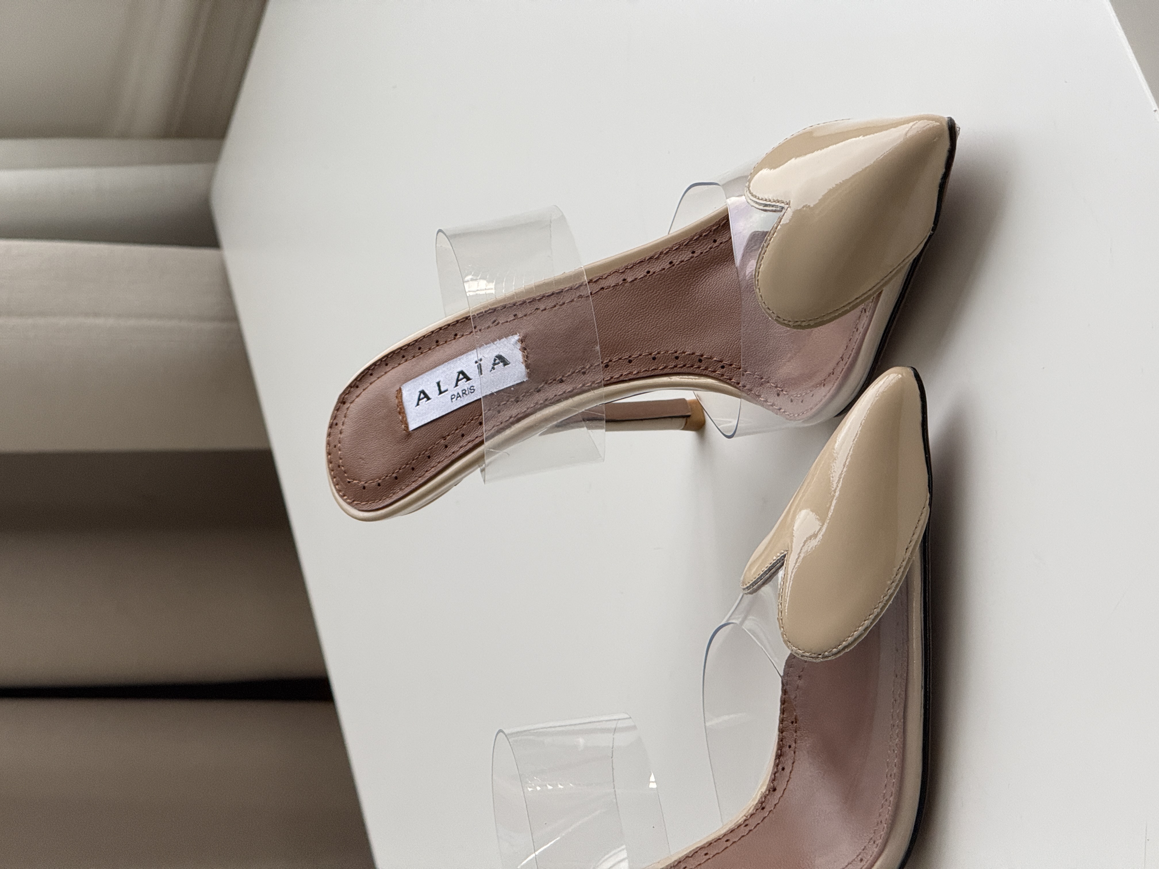 ALAÏA Heart Patent PVC Pointed Heels