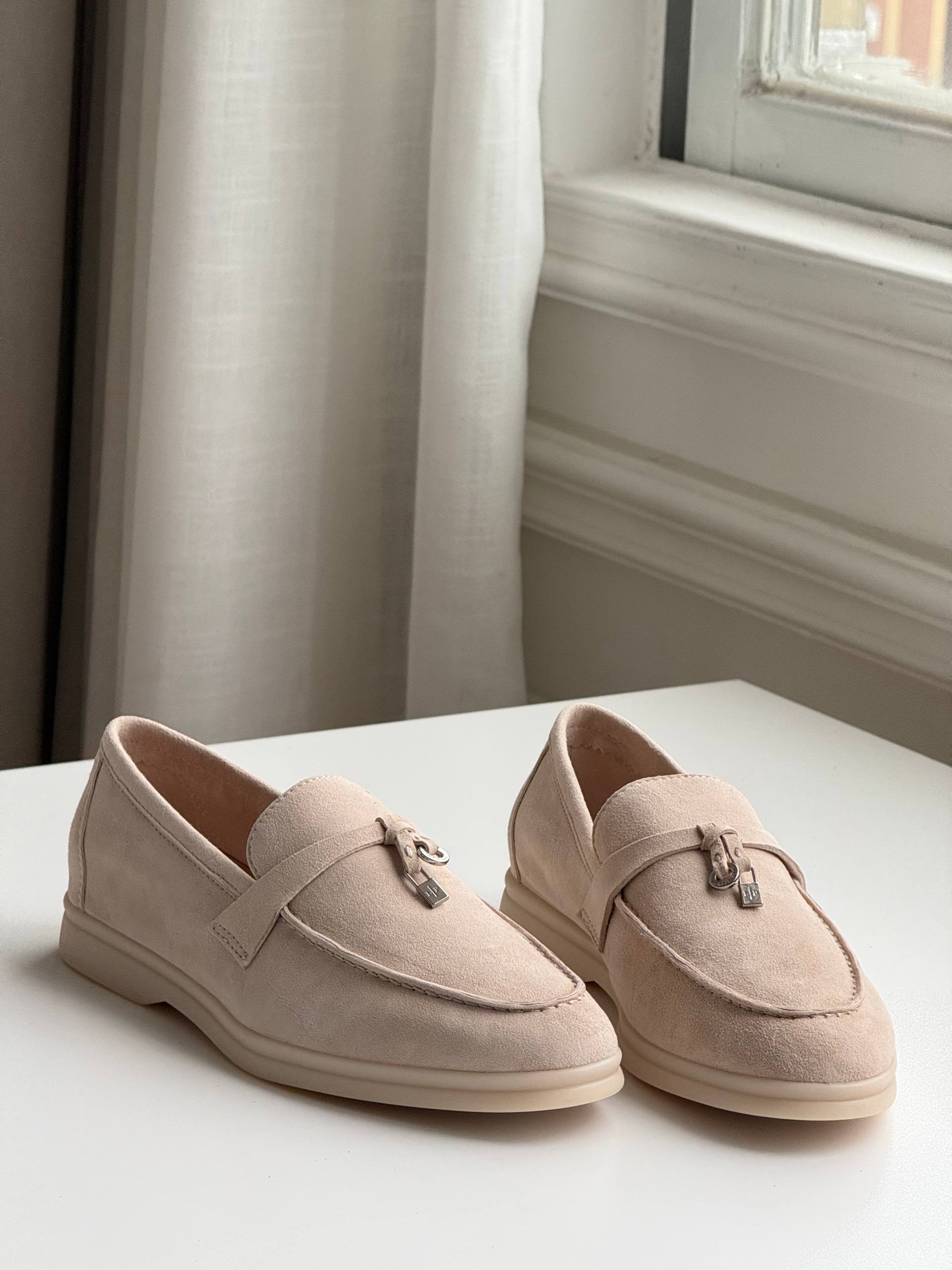 Loro Piana Beige Suede Lock Charm Casual Loafers