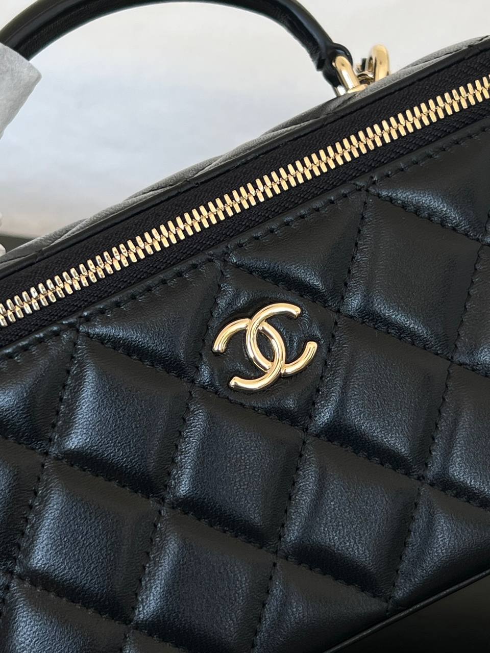 Chanel Black Lambskin Quilted Cosmetic Vanity Case